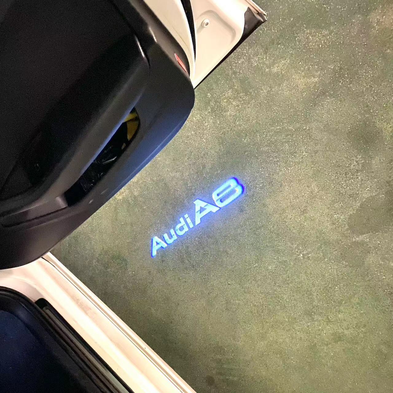 AUDI LOGO PROJECTOT LIGHTS Nr.46 (quantità 1 = 2 Logo Film /2 porta luci)