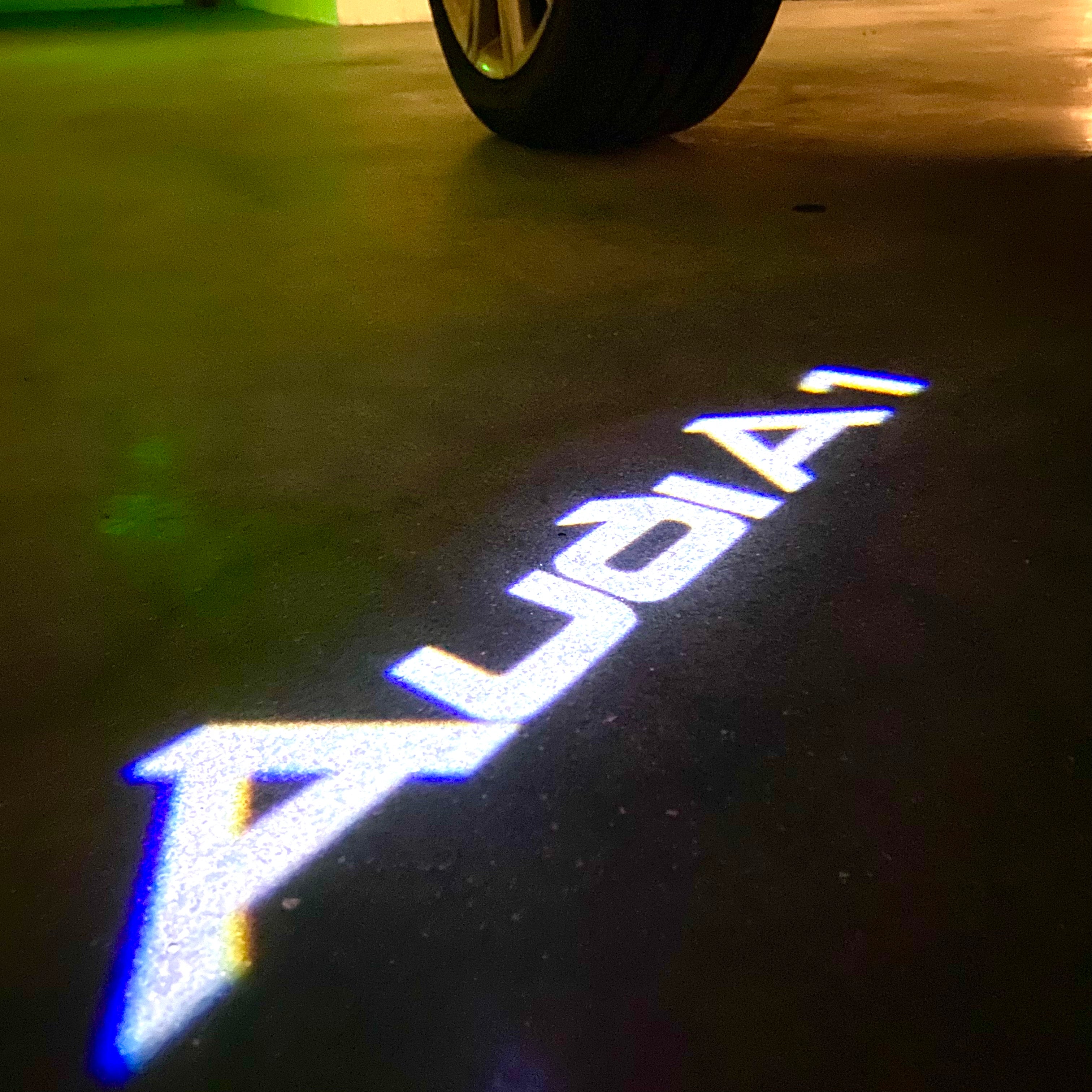 AUDI LOGO PROJECTOT LIGHTS Nr.148 (quantità 1 = 2 Logo Films /2 luci porta)