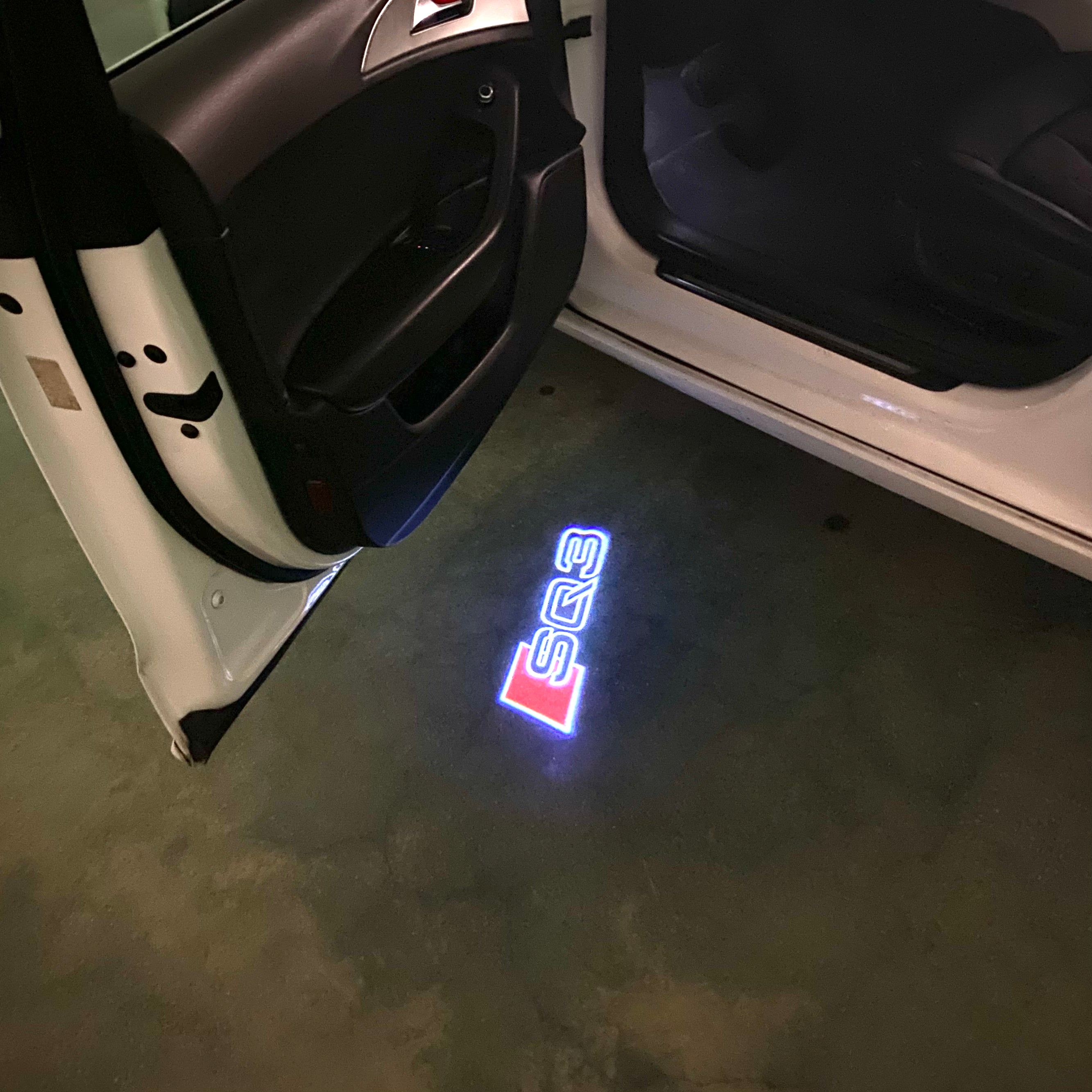 AUDI LOGO PROJECT LIGHTS Nr.120 (quantità 1= 2 Logo Films /2 porta luci）