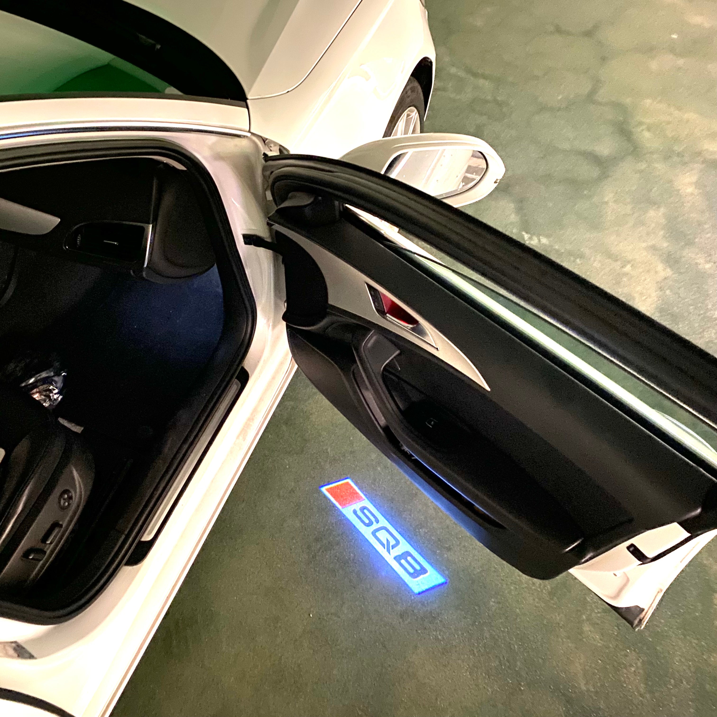 AUDI LOGO PROJECT LIGHTS Nr.120 (quantità 1= 2 Logo Films /2 porta luci）