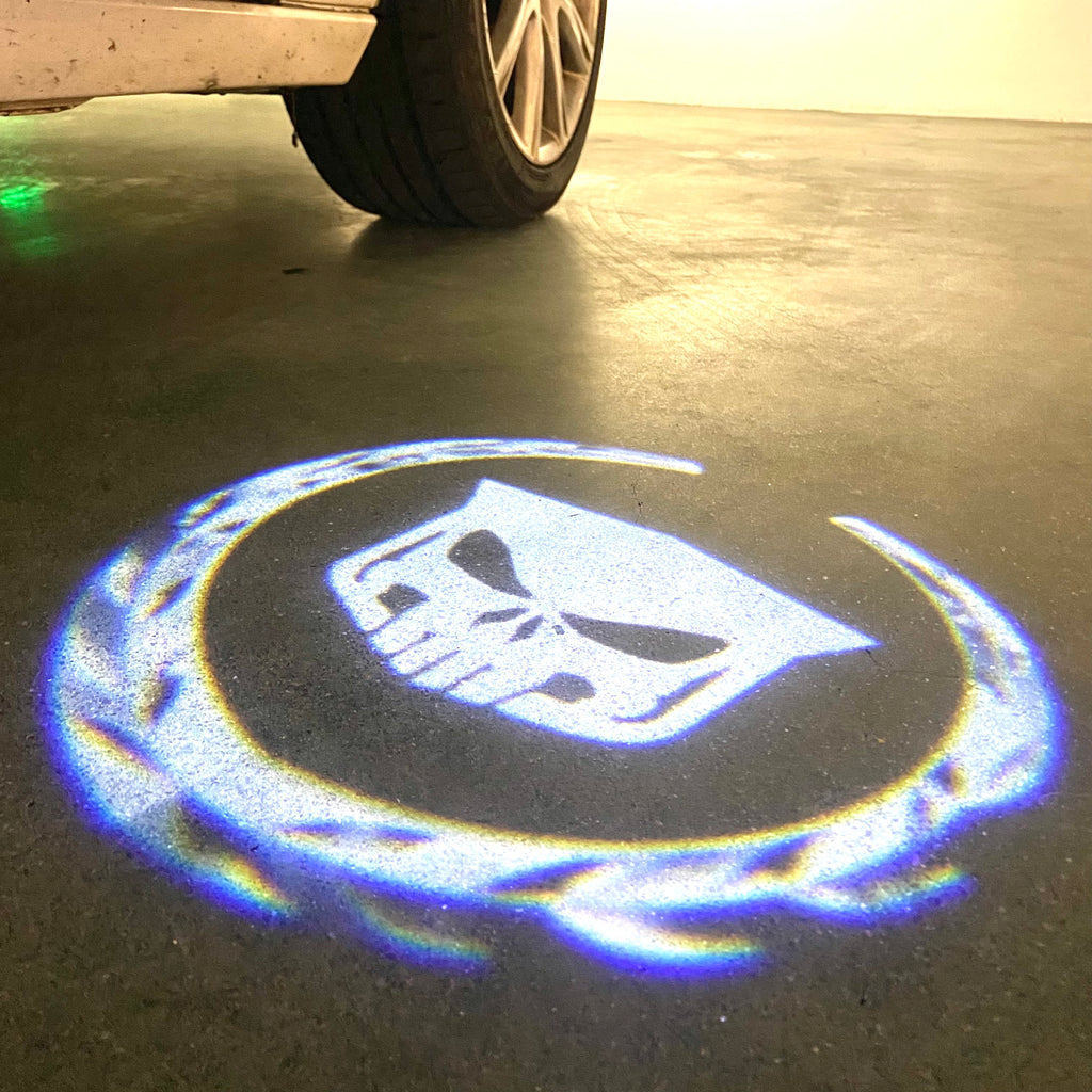 CADILLAC ORIGINAL LOGO PROJECTOT LIGHTS Nr.9770 (quantity 1 = 2 Logo Films /2 door lights）