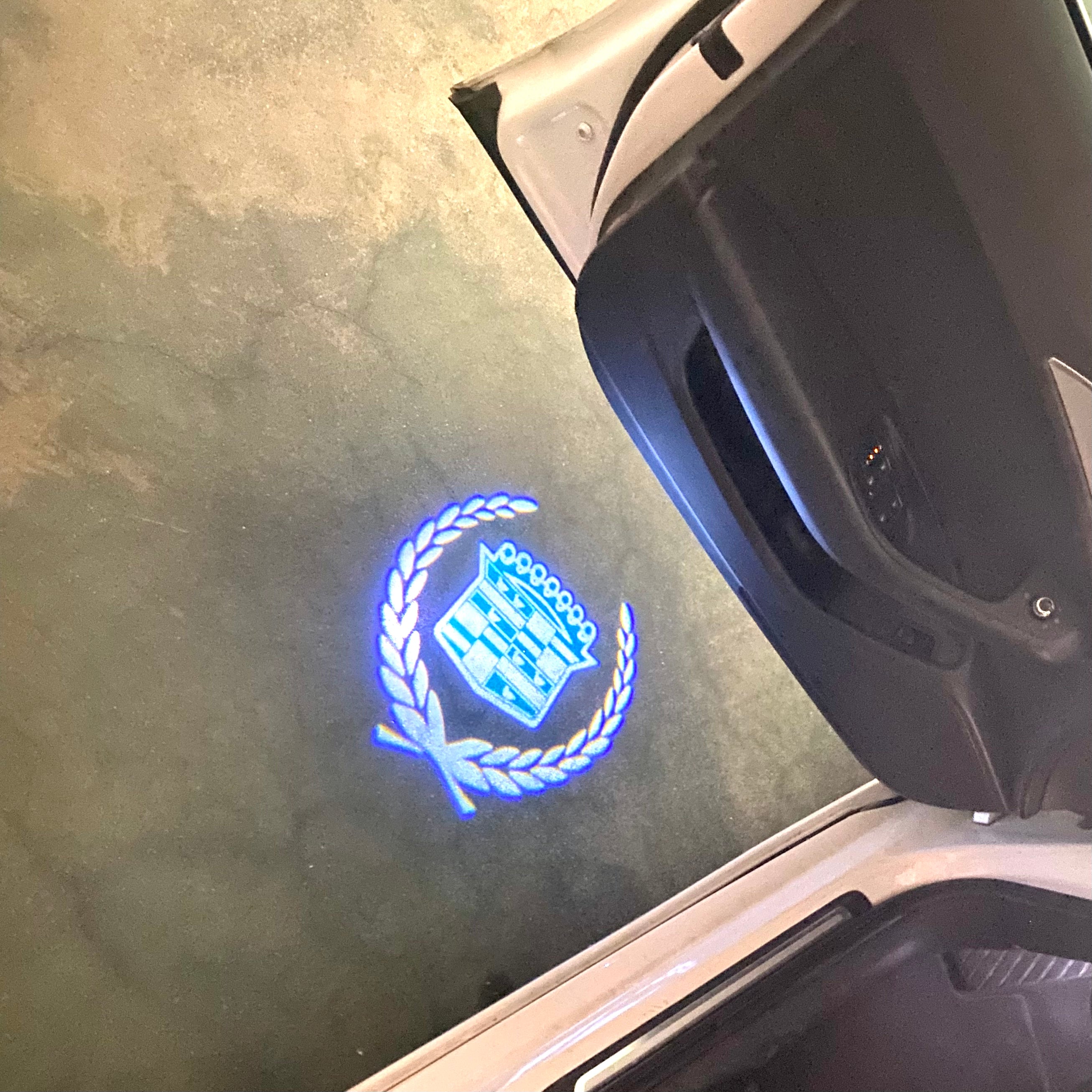 AUDI LOGO PROJECTOT LIGHTS Nr.19 (quantità 1 = 2 Logo Films /2 luci porta)