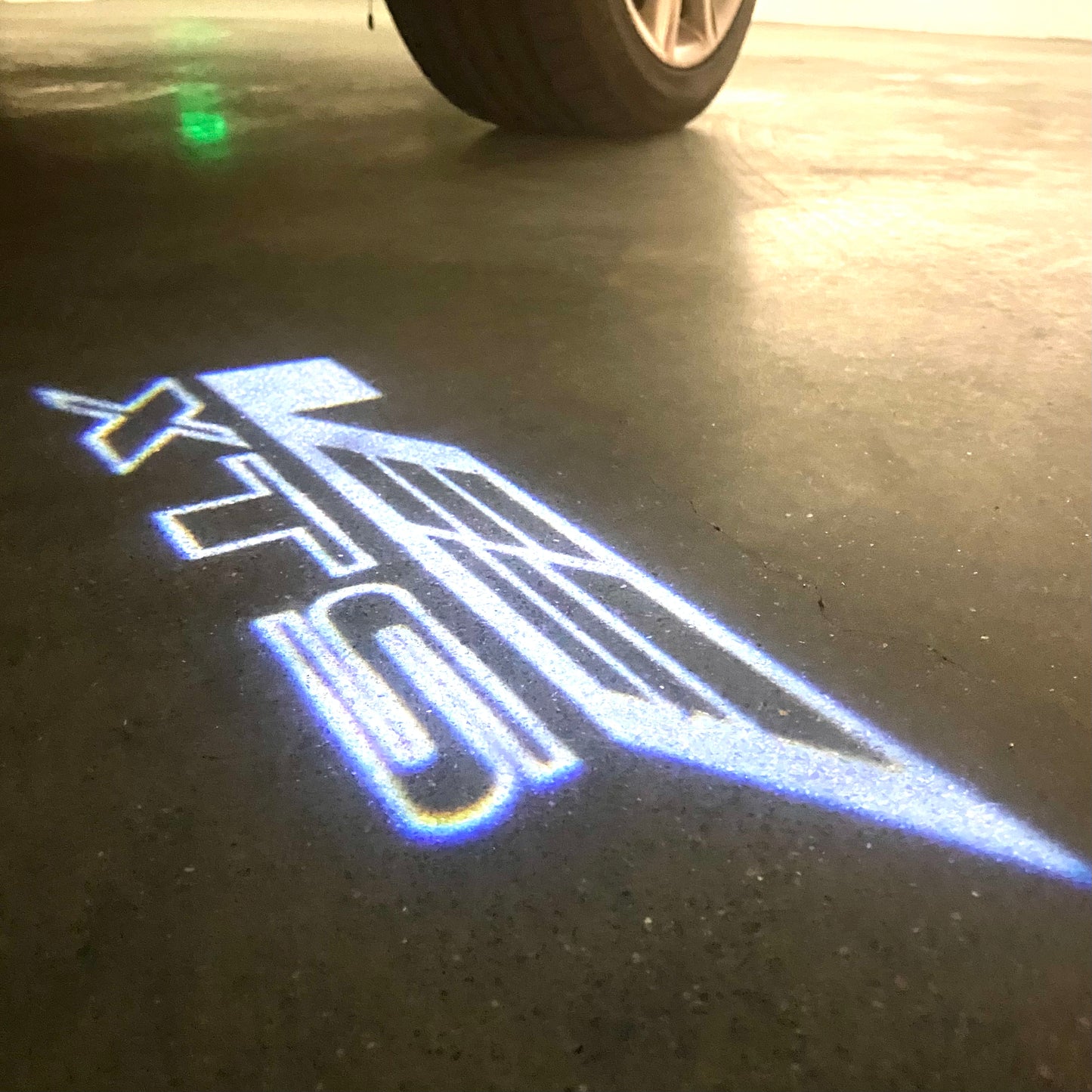 AUDI LOGO PROJECTOT LIGHTS Nr.19 (Menge 1 = 2 Logo Folien /2 Türleuchten)