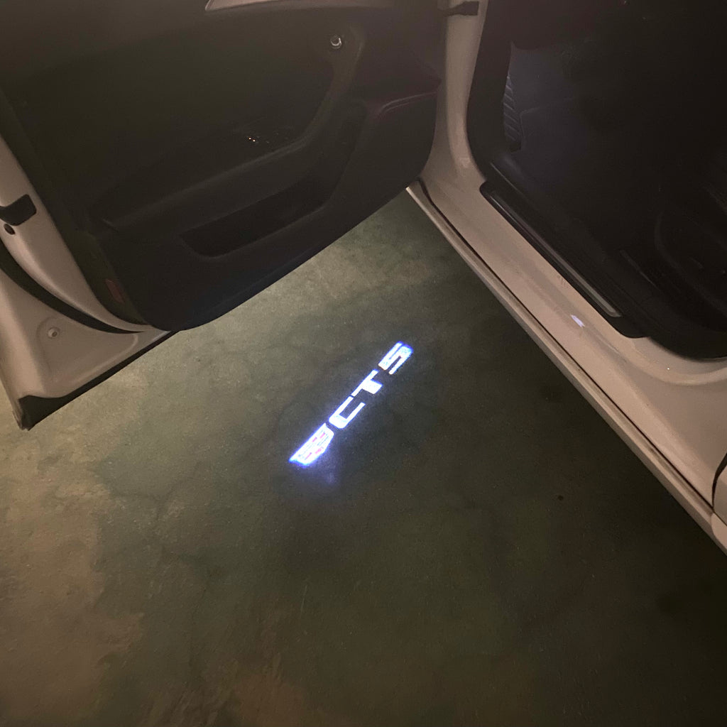 CADILLAC CT5 LOGO PROJECTOT LIGHTS Nr.9790 (quantity 1 = 2 Logo Films /2 door lights）