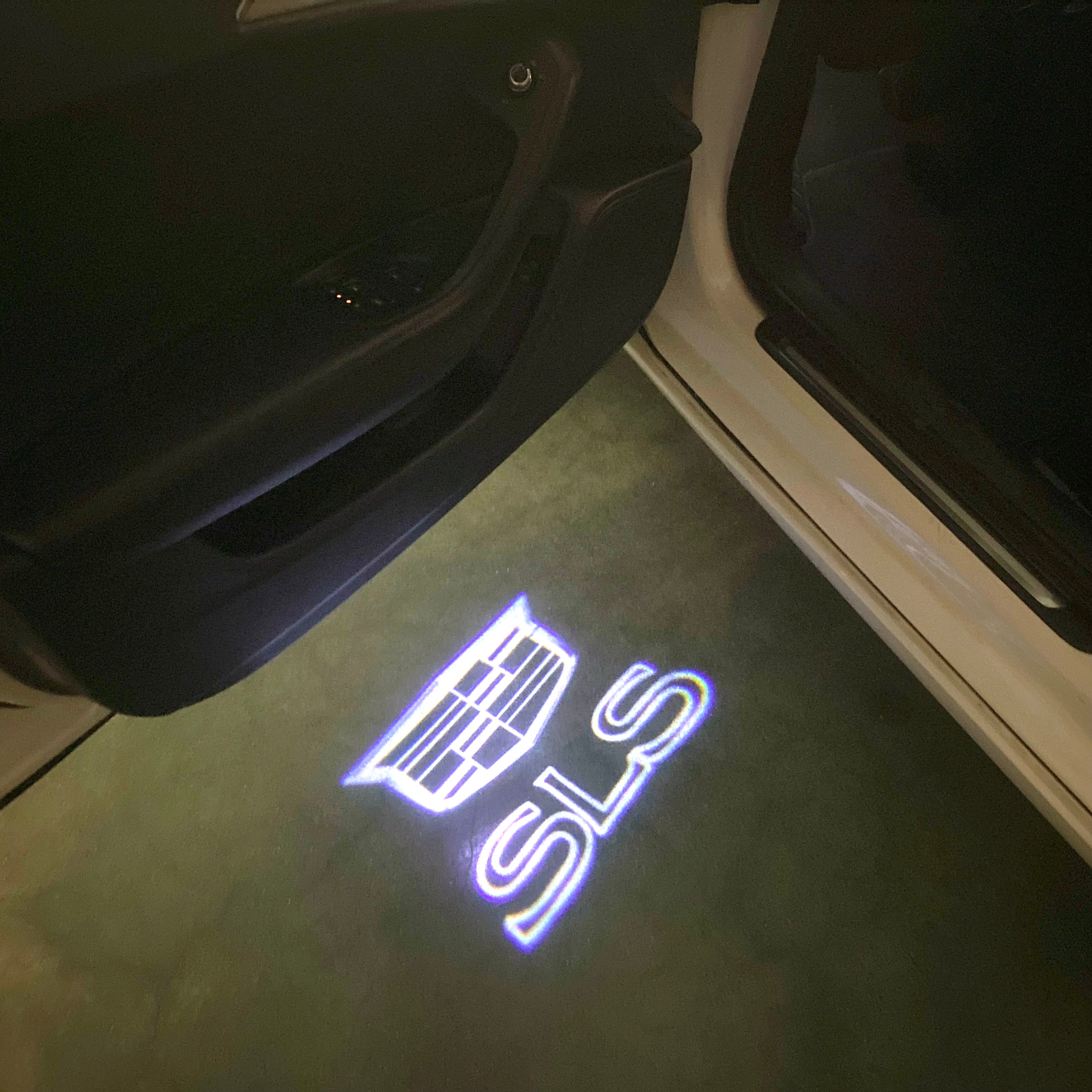AUDI LOGO PROJECTOT LIGHTS Nr.19 (الكمية 1 = 2 Logo Films /2 أضواء الباب)