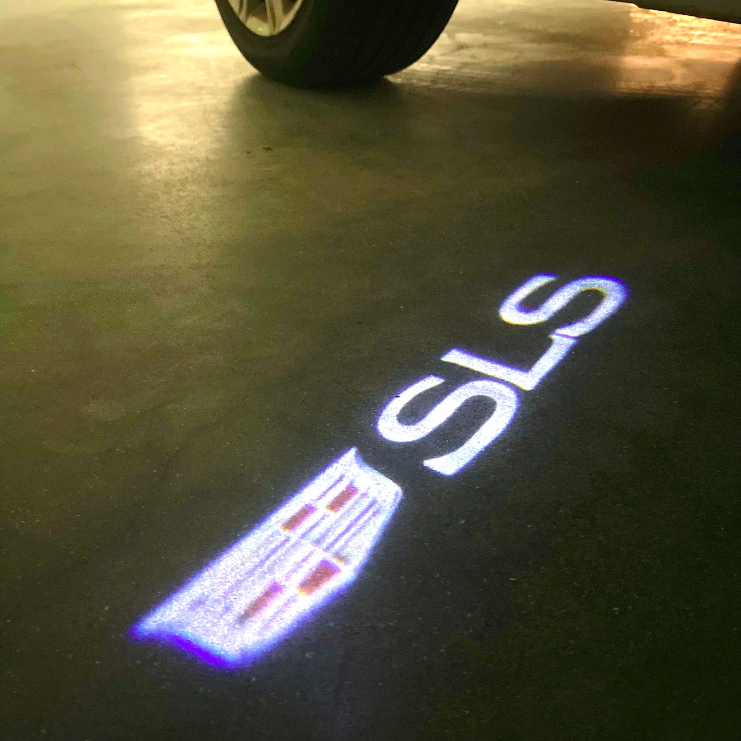 CADILLAC SLS LOGO PROJECTOT LIGHTS Nr.9794 (quantity 1 = 2 Logo Films /2 door lights）