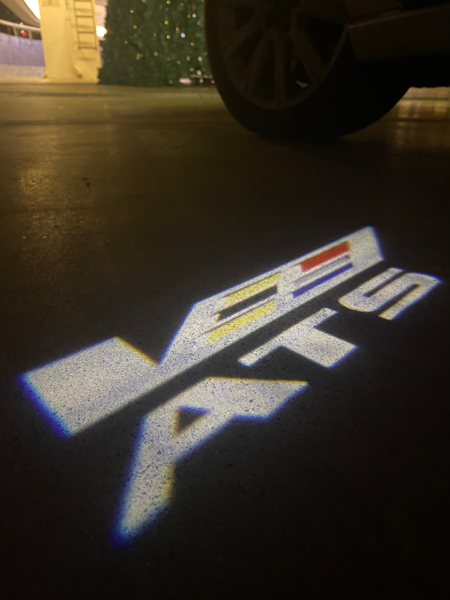 AUDI LOGO PROJECTOT LIGHTS Nr.19 (الكمية 1 = 2 Logo Films /2 أضواء الباب)