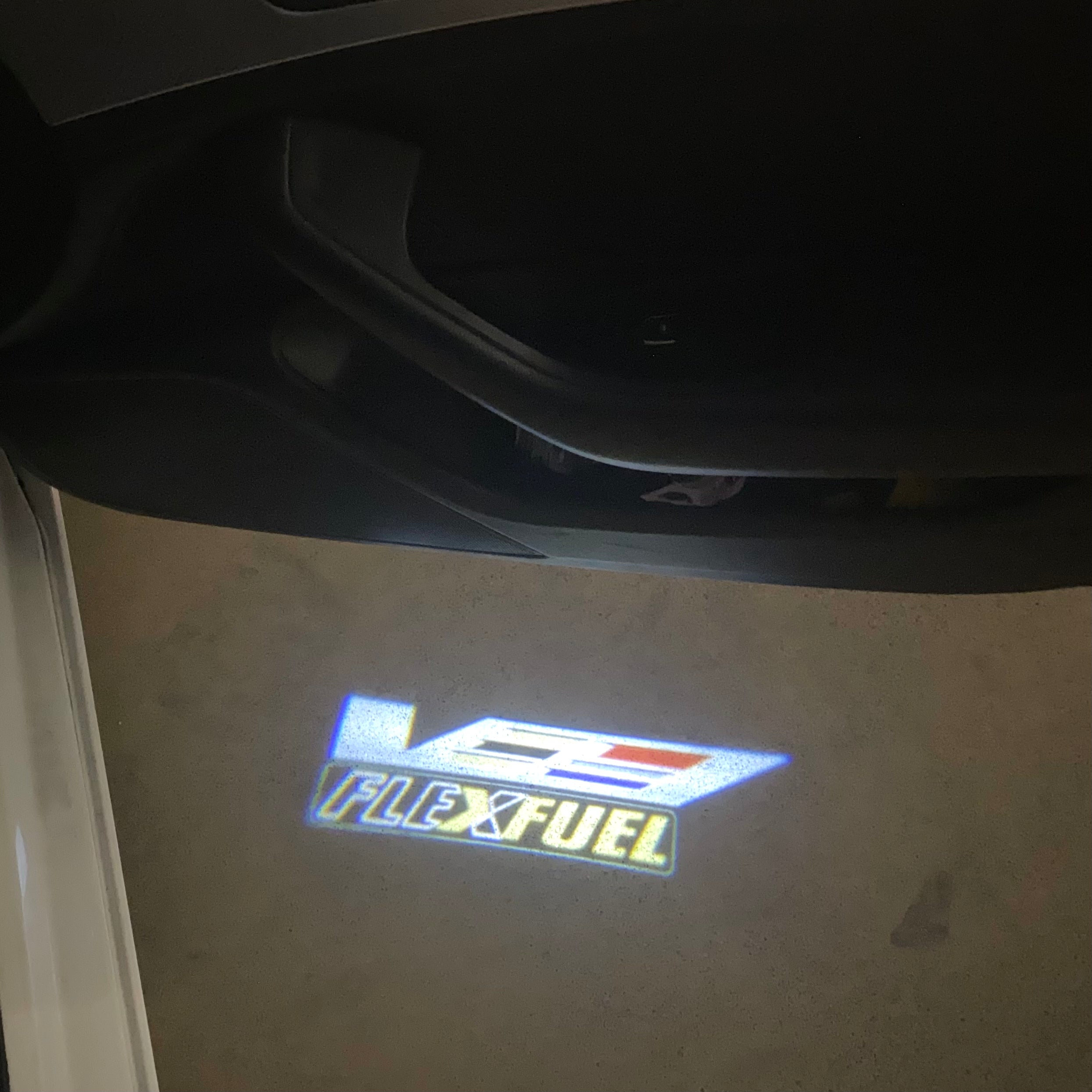 CADILLAC FLEXFUEL LOGO PROJECTOT LIGHTS Nr.9771 (quantity 1 = 2 Logo Films /2 door lights）