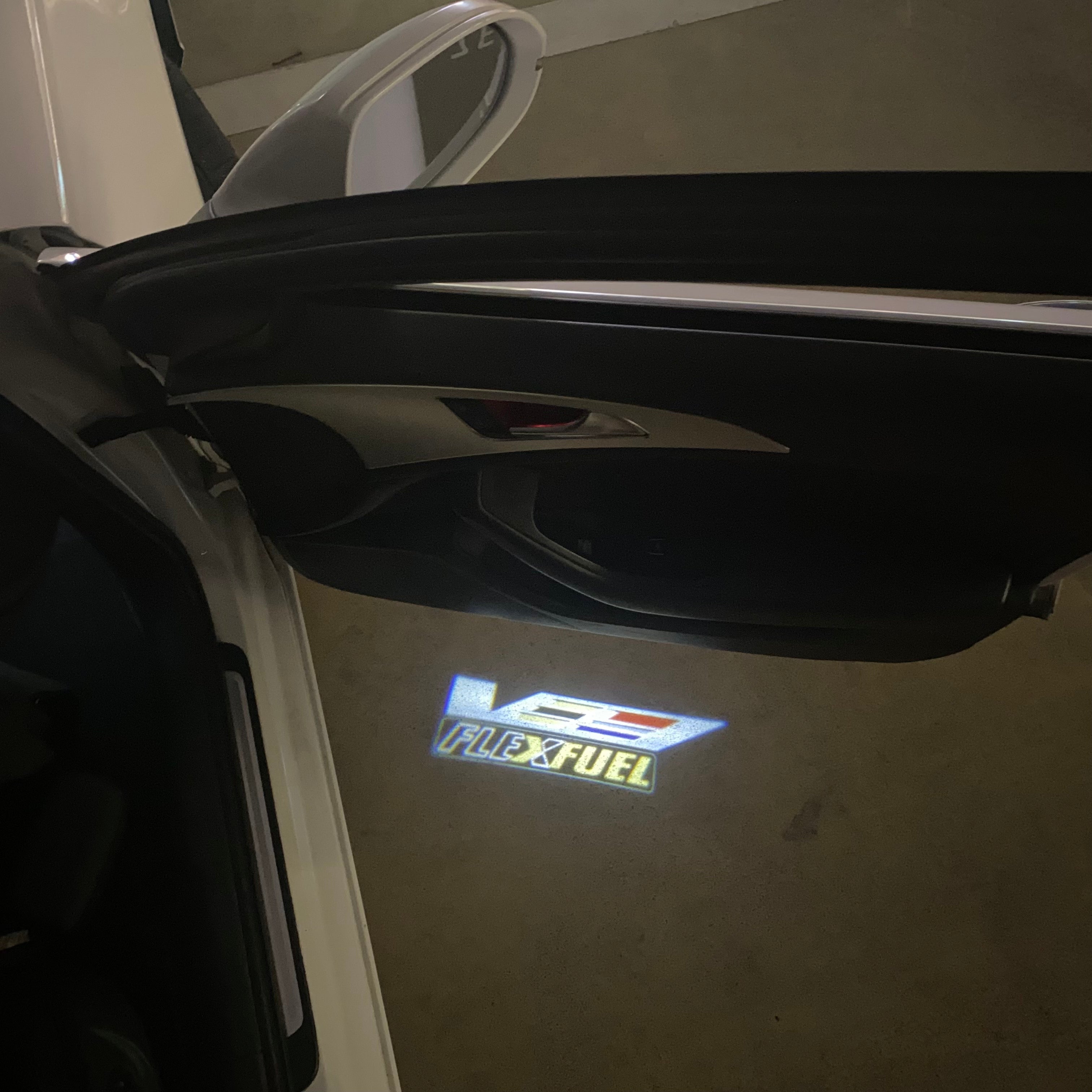 CADILLAC FLEXFUEL LOGO PROJECTOT LIGHTS Nr.9771 (quantity 1 = 2 Logo Films /2 door lights）
