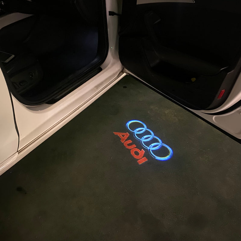 AUDI LOGO PROJECTOT LIGHTS Nr.17 (Menge 1 = 2 Logofolien /2 Türleuchten)