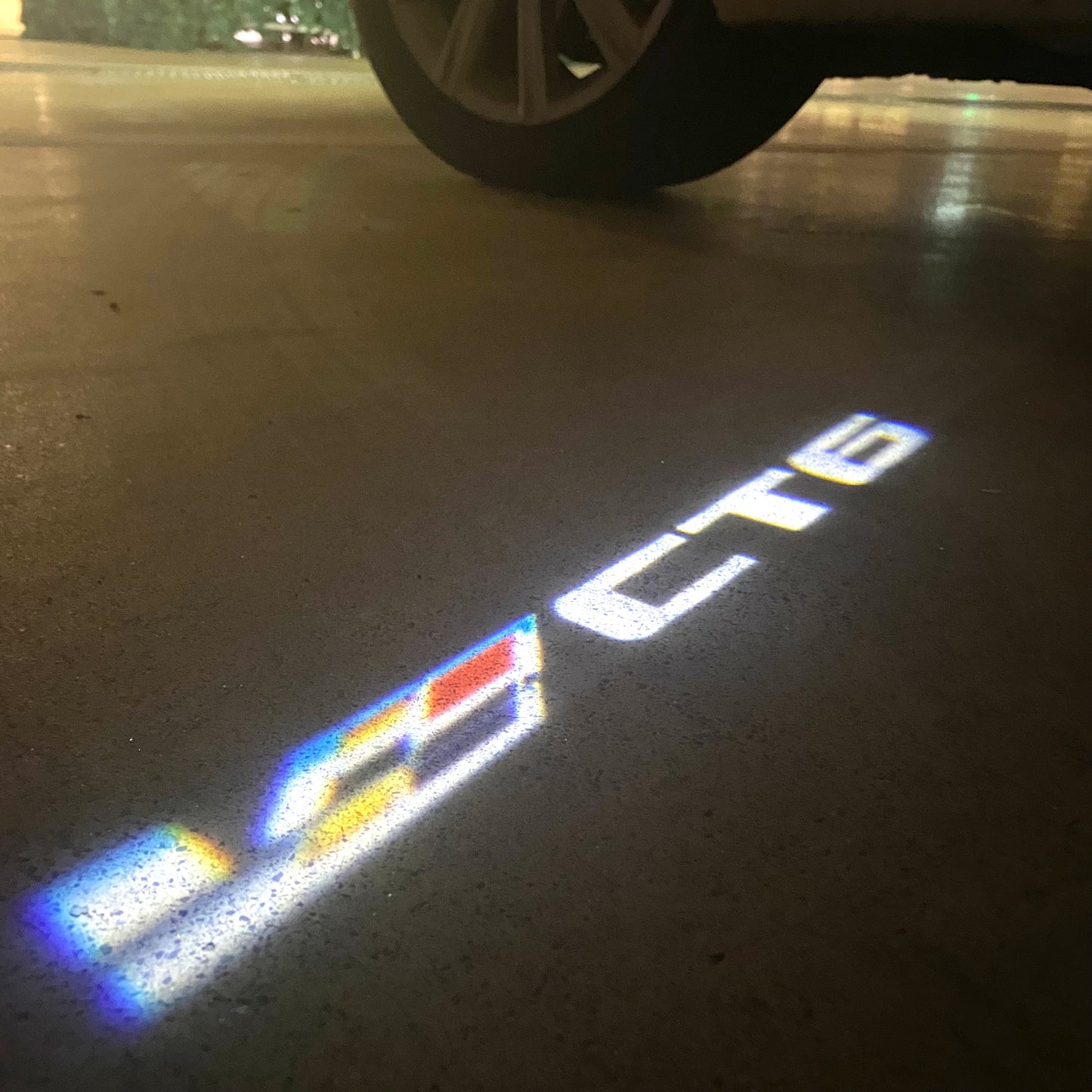 CADILLAC CT6 LOGO PROJECTOT LIGHTS Nr.9806a (quantity 1 = 2 Logo Films /2 door lights）