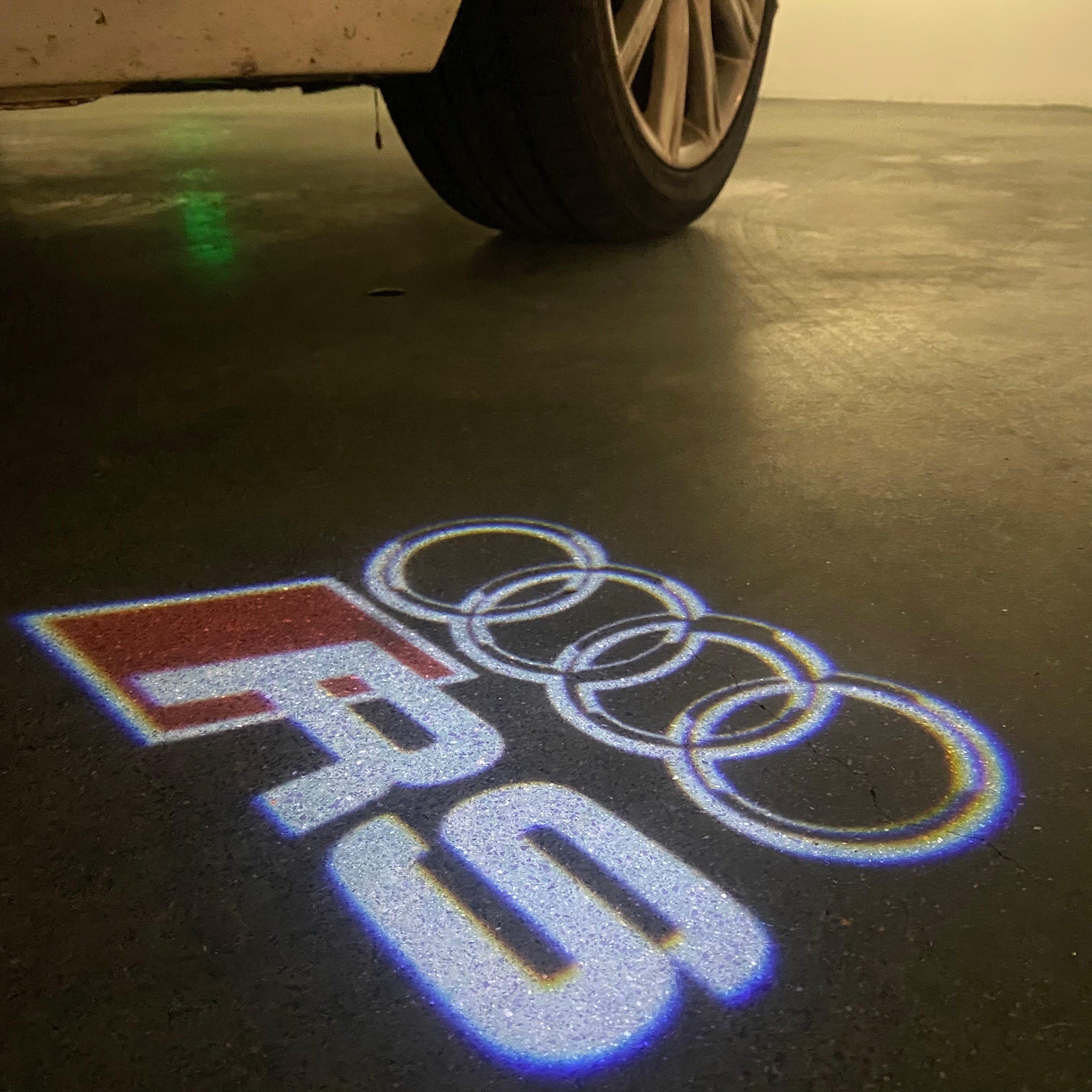 AUDI LOGO PROJECT LIGHTS Nr.120 (quantità 1= 2 Logo Films /2 porta luci）