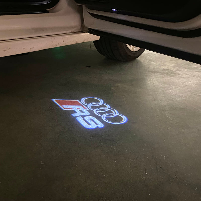 AUDI LOGO PROJECTOT LIGHTS Nr.120 (quantité 1 = 2 Logo Films /2 feux de porte)