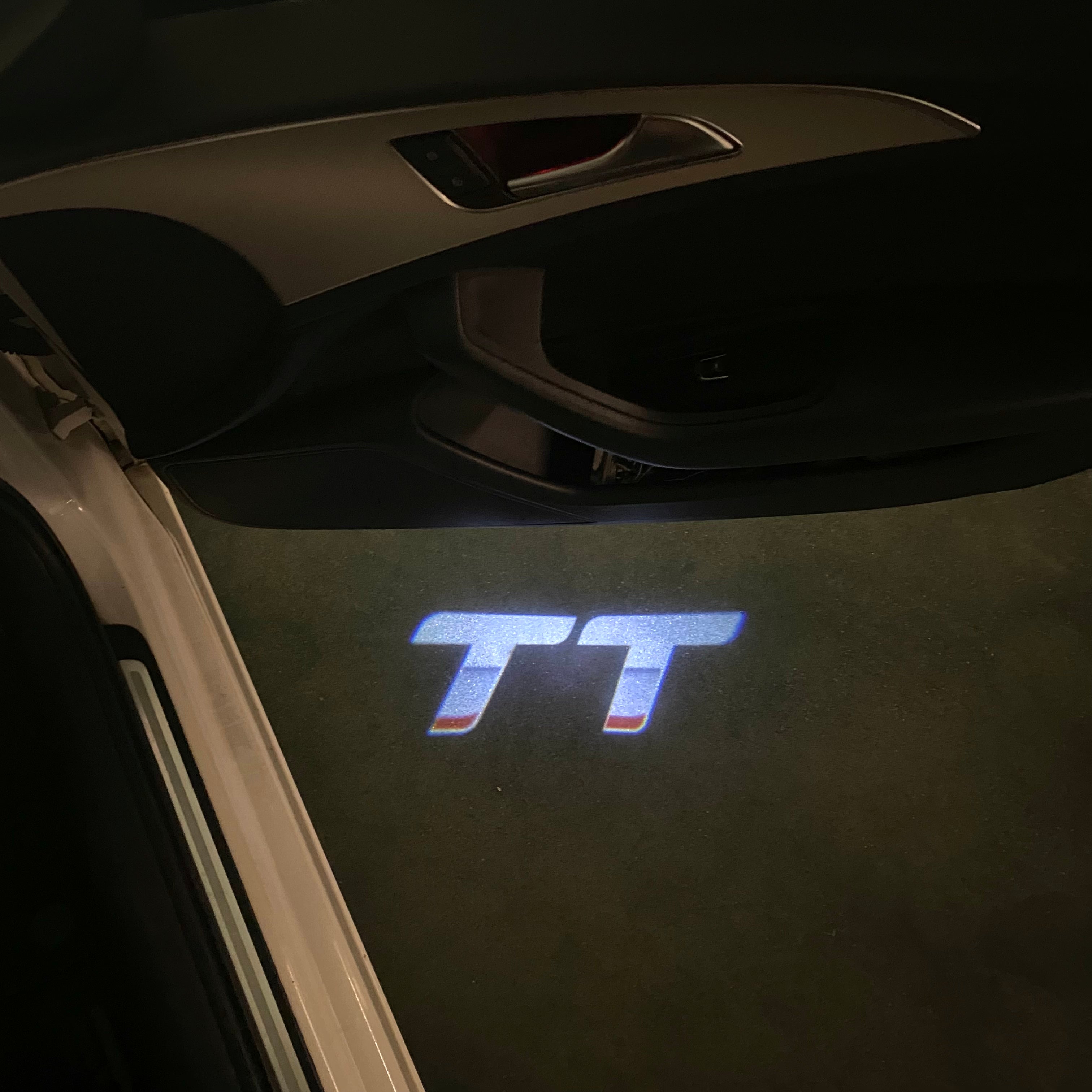 AUDI LOGO PROJECT LIGHTS Nr.120 (quantità 1= 2 Logo Films /2 porta luci）