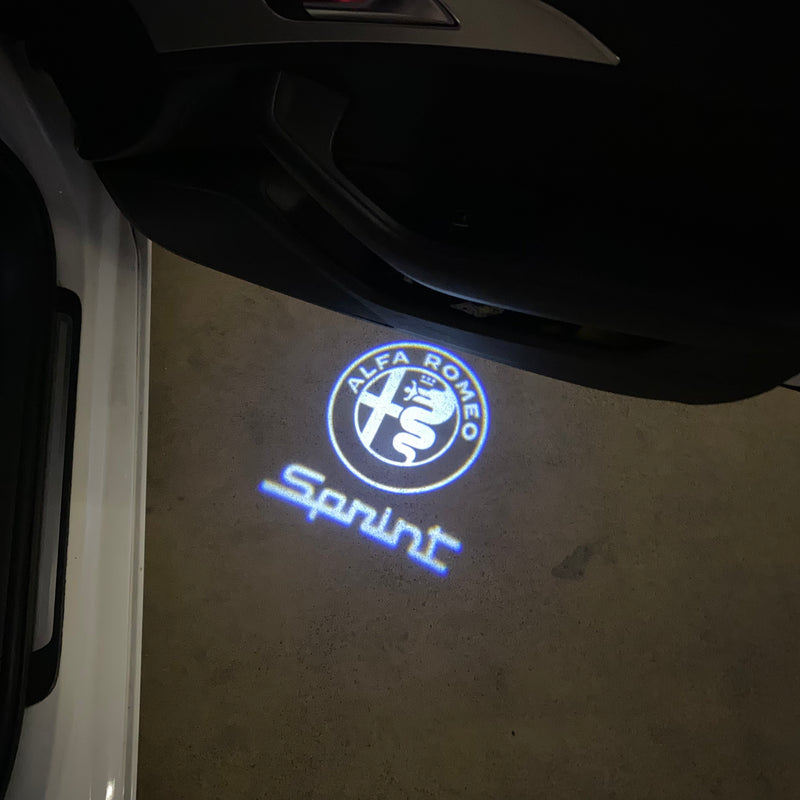 Alfa Romeo Sprint LOGO PROJECTOT LIGHTS Nr.81 (cantidad 1 = 2 logo película / 2 luces de puerta)