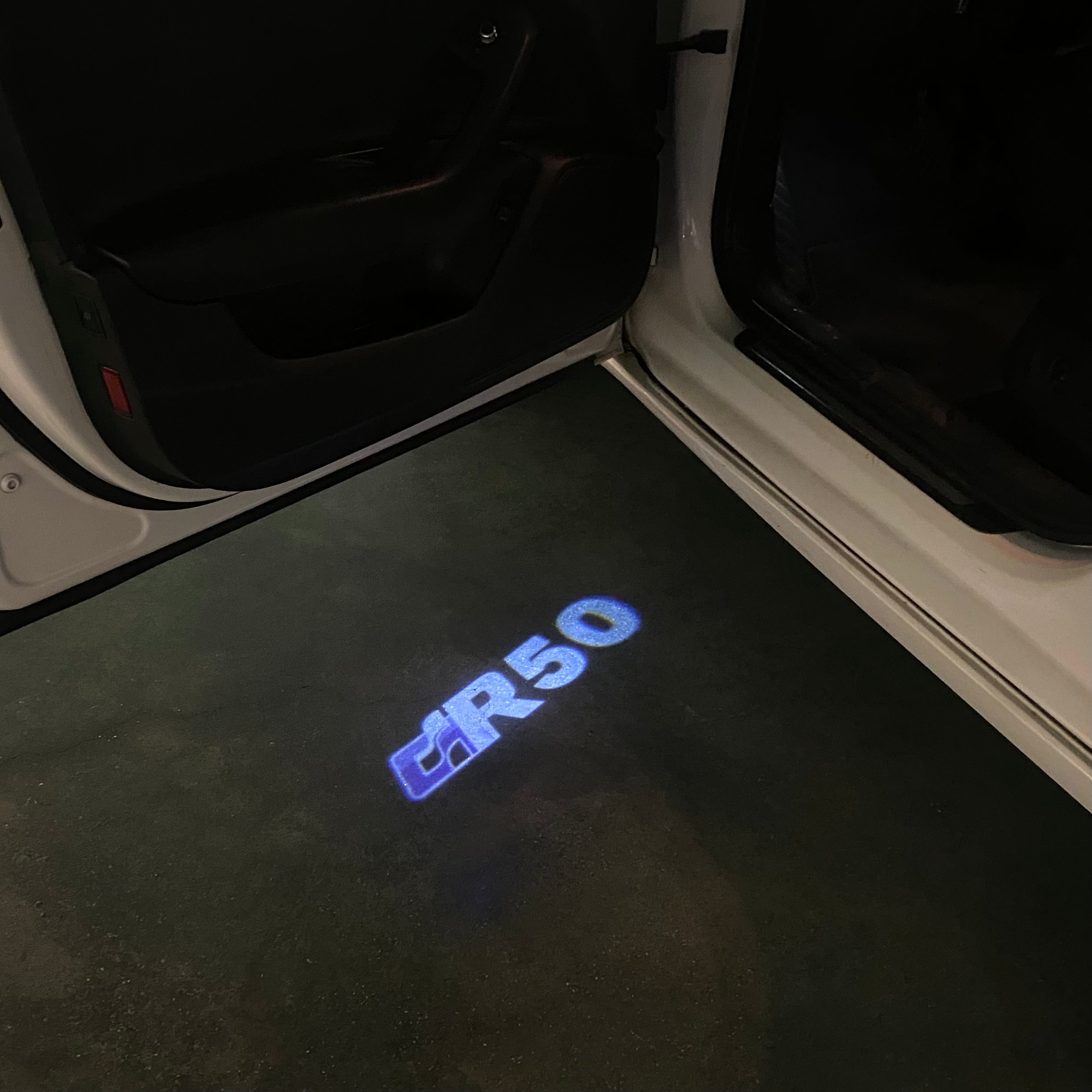 Volkswagen R50 Feux de porte Logo Nr. 143 ( quantité 1 = 2 logo Film / 2 feux de porte)