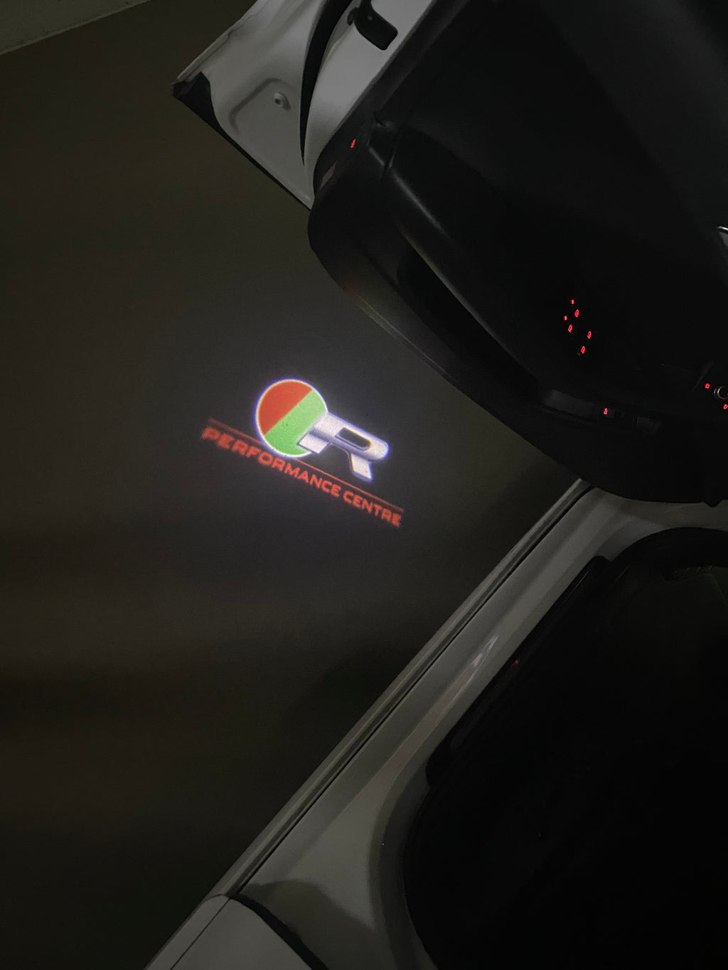 LUCI PROIETTORI LOGO JAGUAR Nr.76 (quantità 1 = 1 set / 2 luci porta)