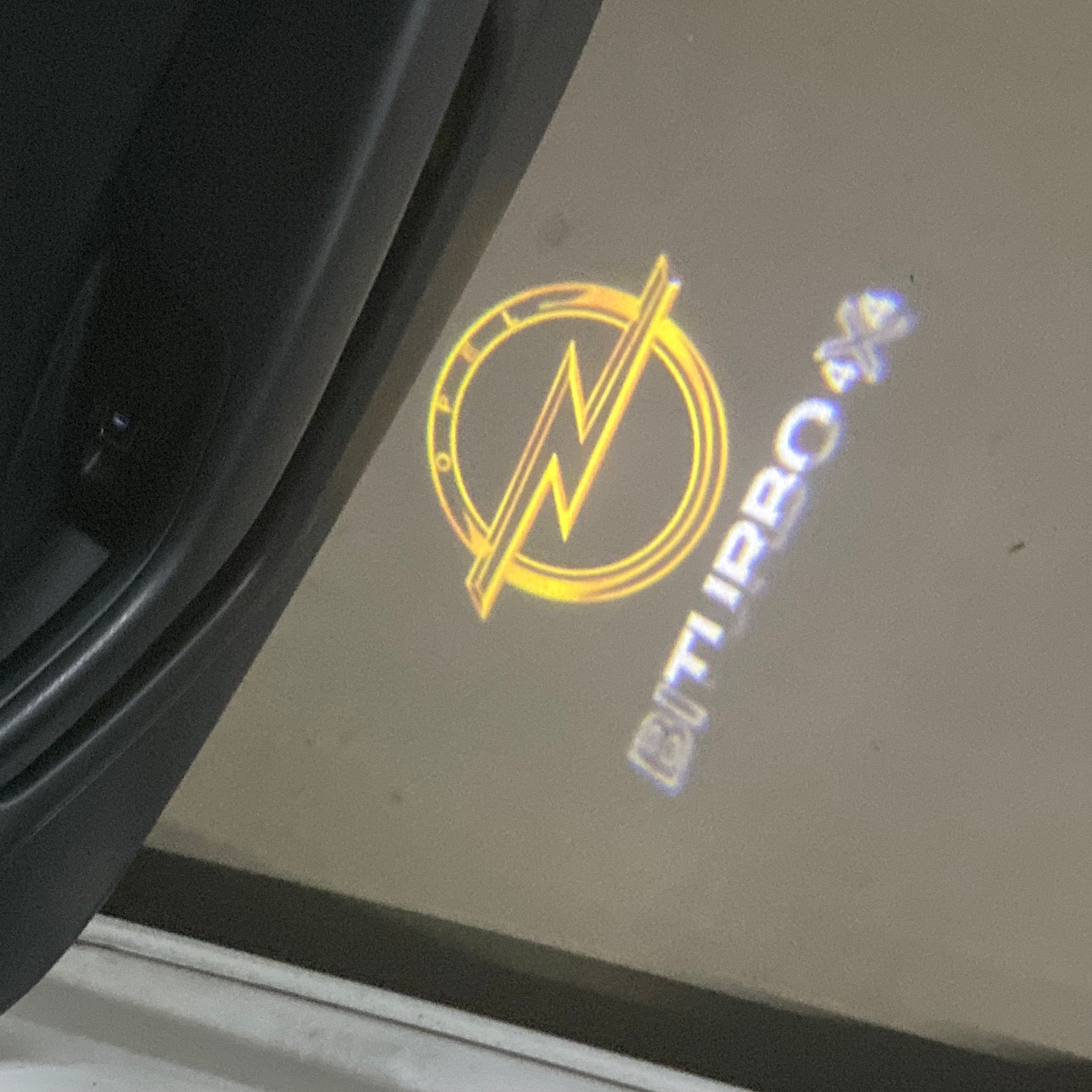 Opel Insignia LOGO PROJECROTR LIGHTS Nr.01 (quantité 1 = 1 jeux / 2 feux de porte)