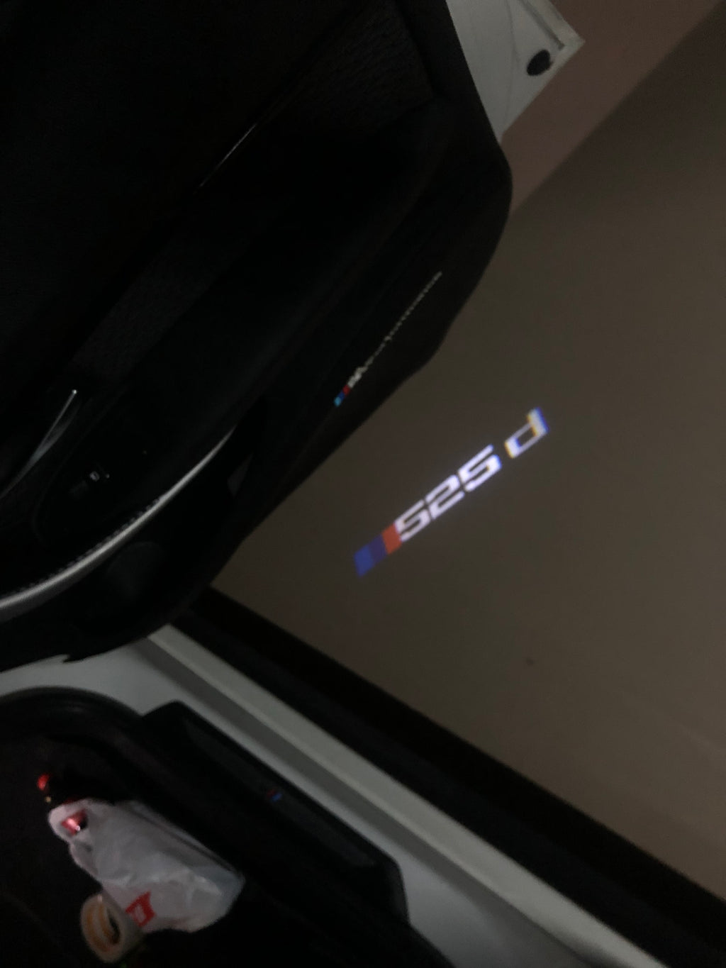 BMW M3 LOGO PROJECTOT LIGHTS Nr.24 (Menge 1 = 1 Sets/2 Türleuchten)