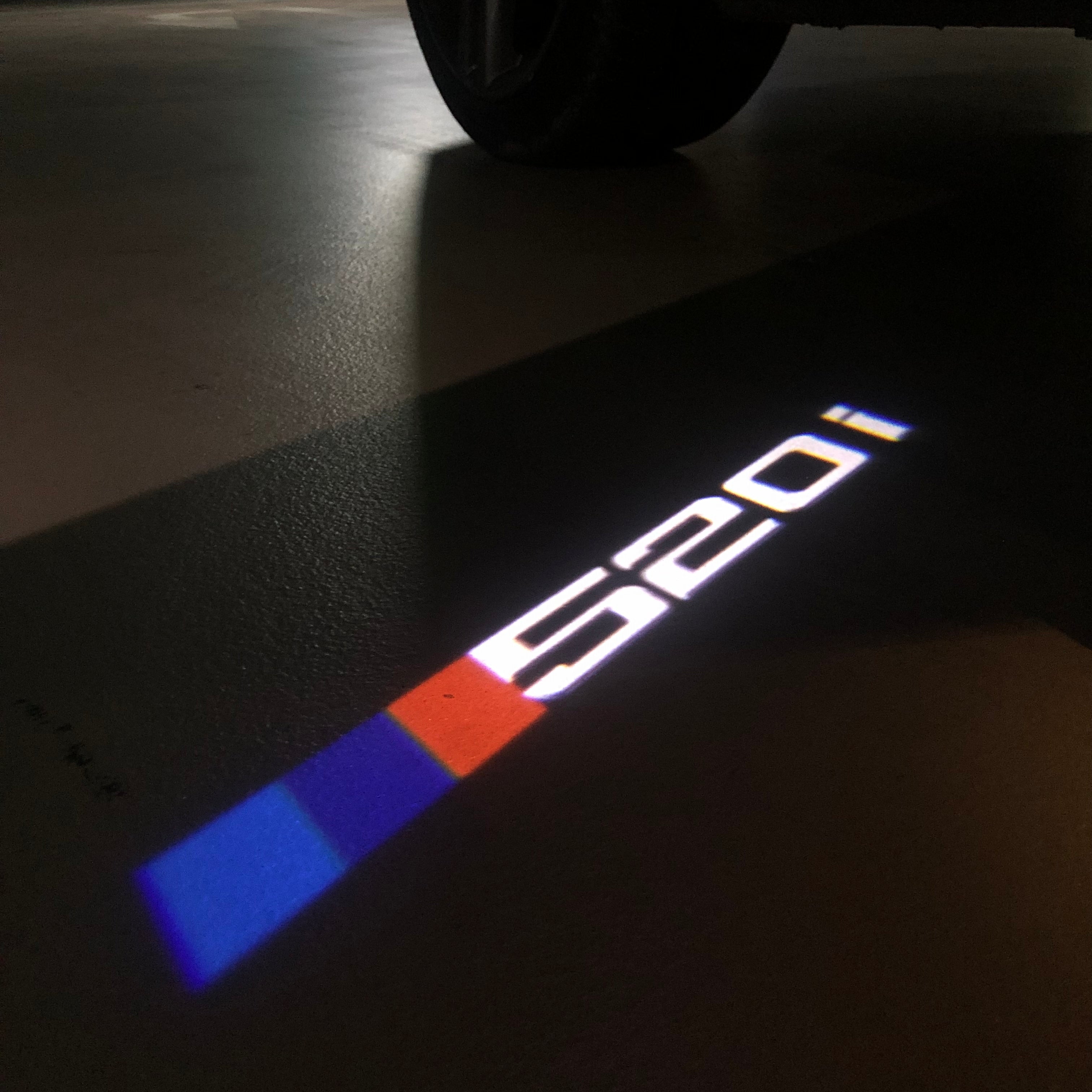 BMW M3 LOGO PROJECTOT LIGHTS Nr.24 (Menge 1 = 1 Sets/2 Türleuchten)