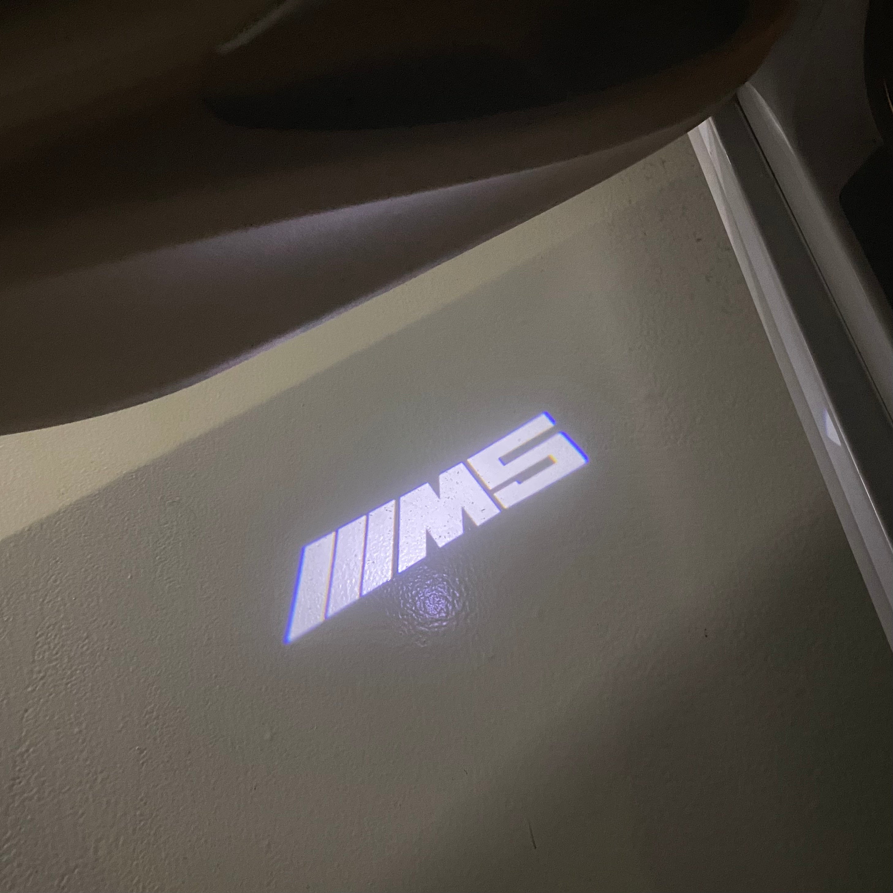 BMW M3 LOGO PROJECTOT LIGHTS Nr.24 (Menge 1 = 1 Sets/2 Türleuchten)