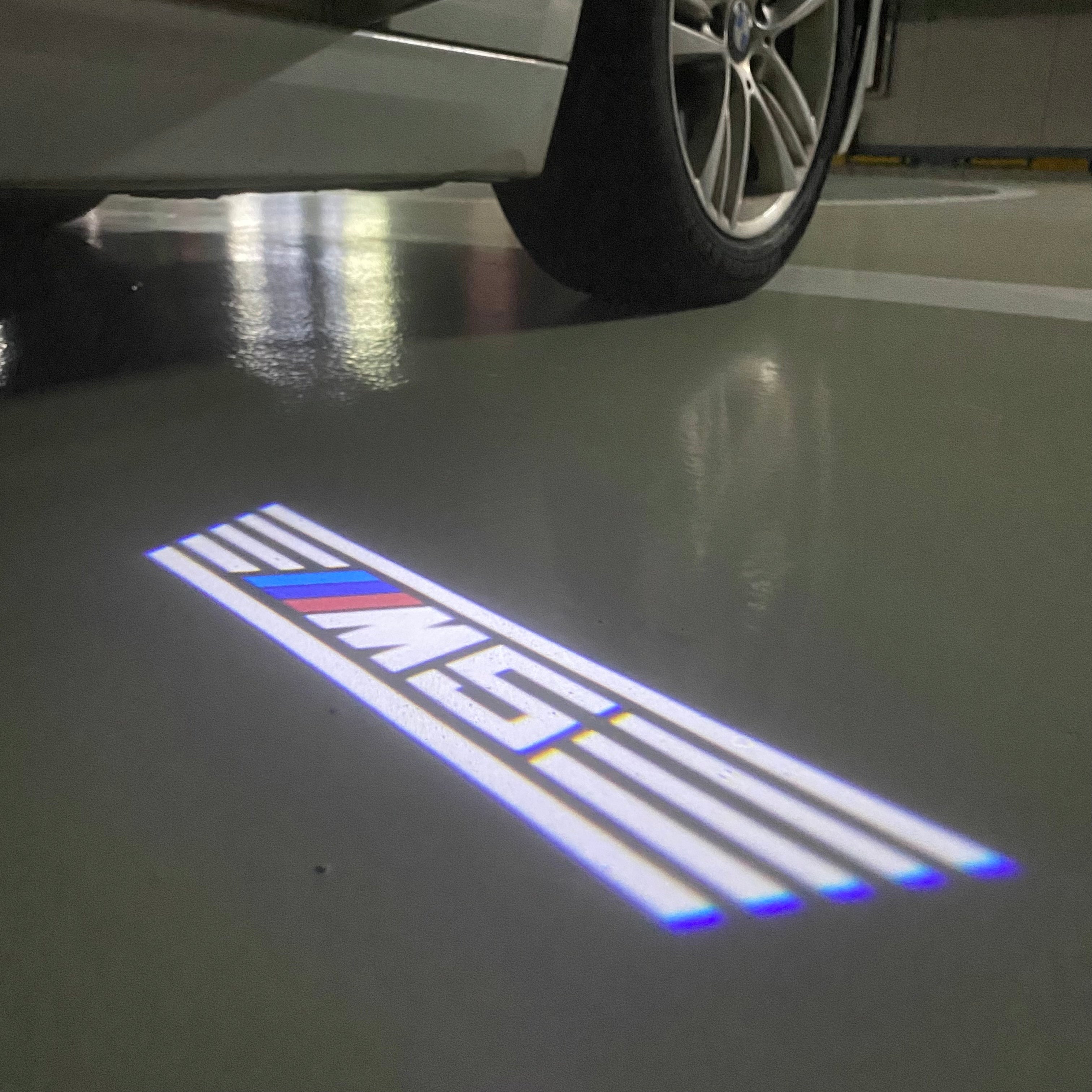 BMW M3 LOGO PROJECTOT LIGHTS Nr.24 (Menge 1 = 1 Sets/2 Türleuchten)