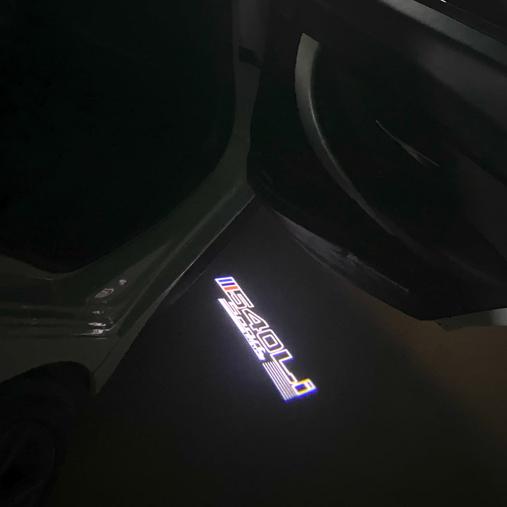 BMW M3 LOGO PROJECTOT LIGHTS Nr.24 (Menge 1 = 1 Sets/2 Türleuchten)