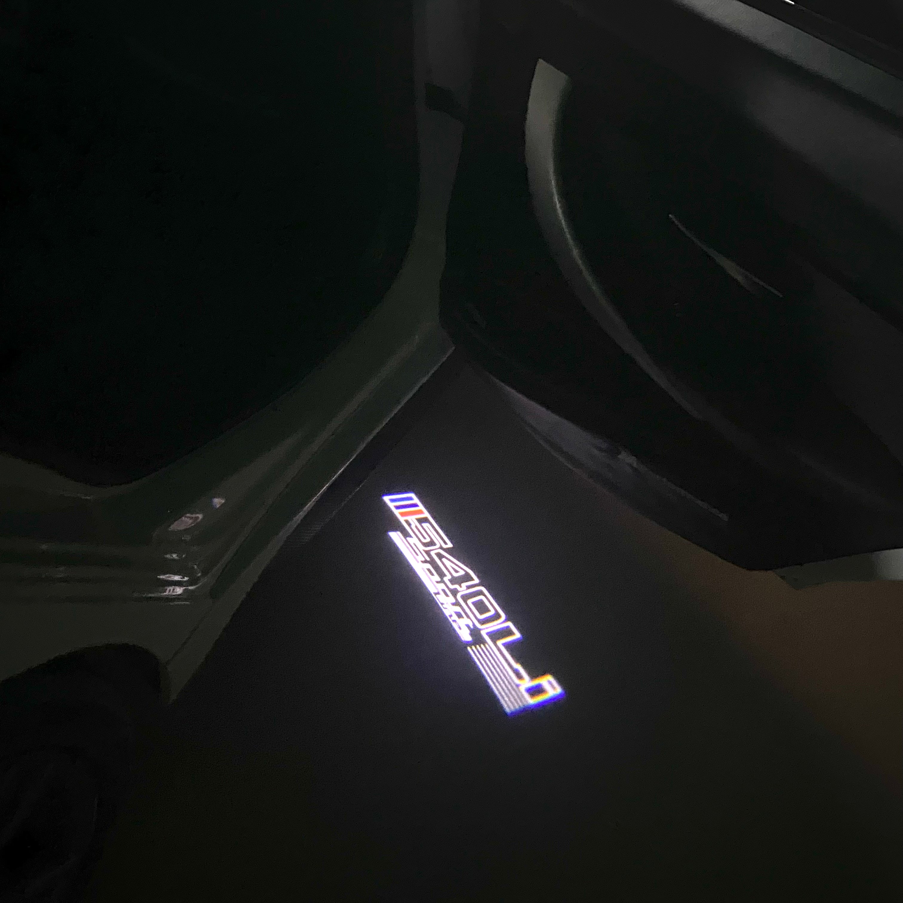 BMW M3 LOGO PROJECTOT LIGHTS Nr.24 (Menge 1 = 1 Sets/2 Türleuchten)