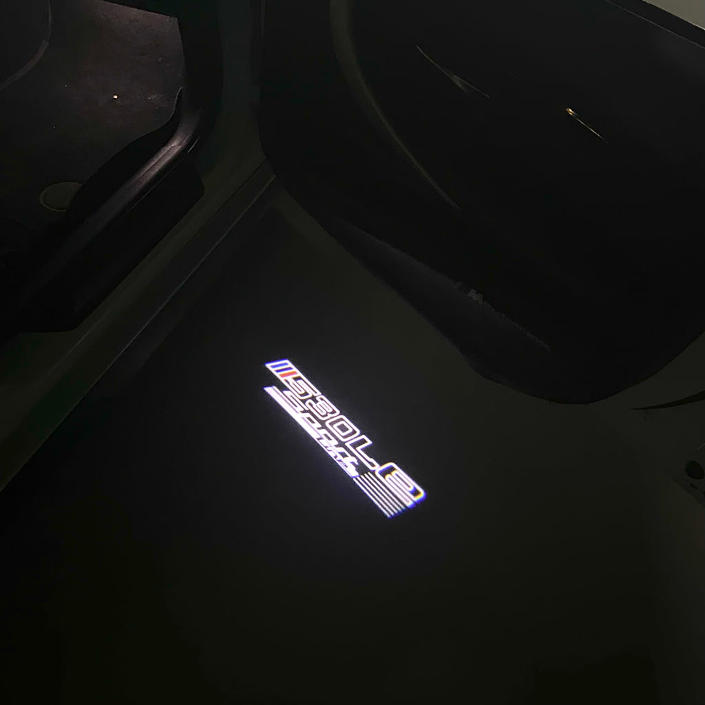 ÉCLAIRAGE DE PROJECTEUR BMW M3 LOGO Nr.24 (quantité 1 = 1 jeux / 2 feux de porte)