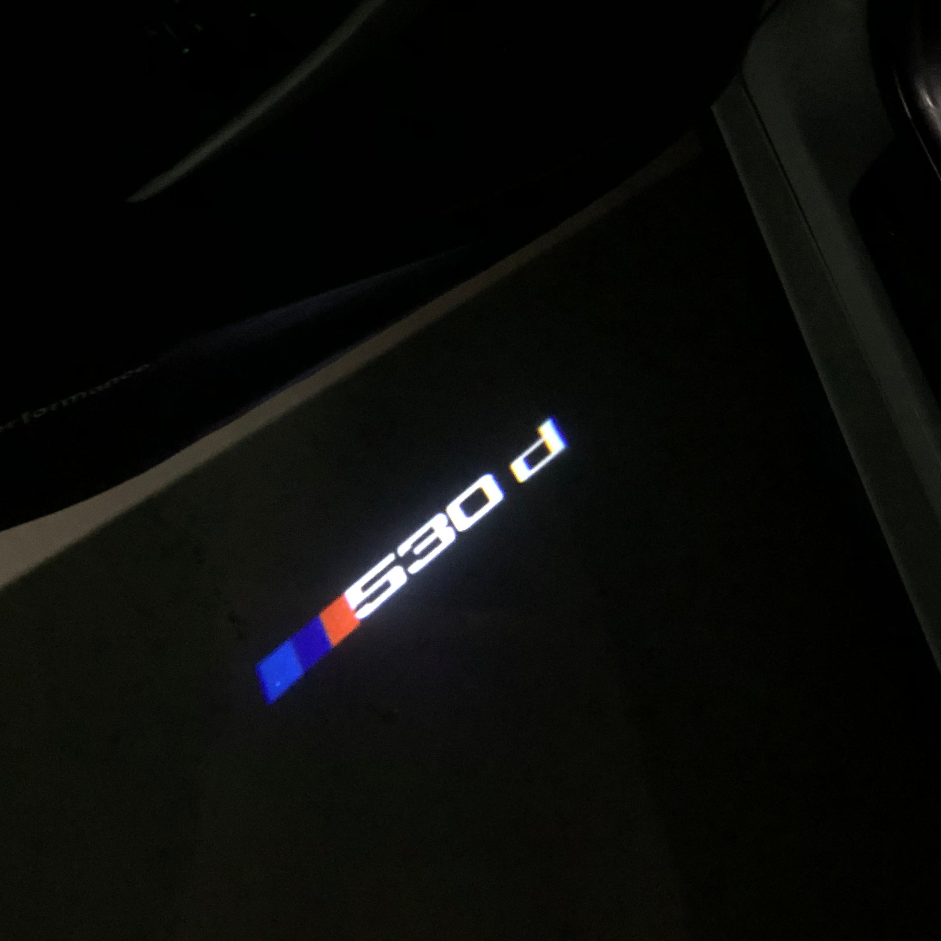 BMW M3 LOGO PROJECTOT LIGHTS Nr.24 (Menge 1 = 1 Sets/2 Türleuchten)