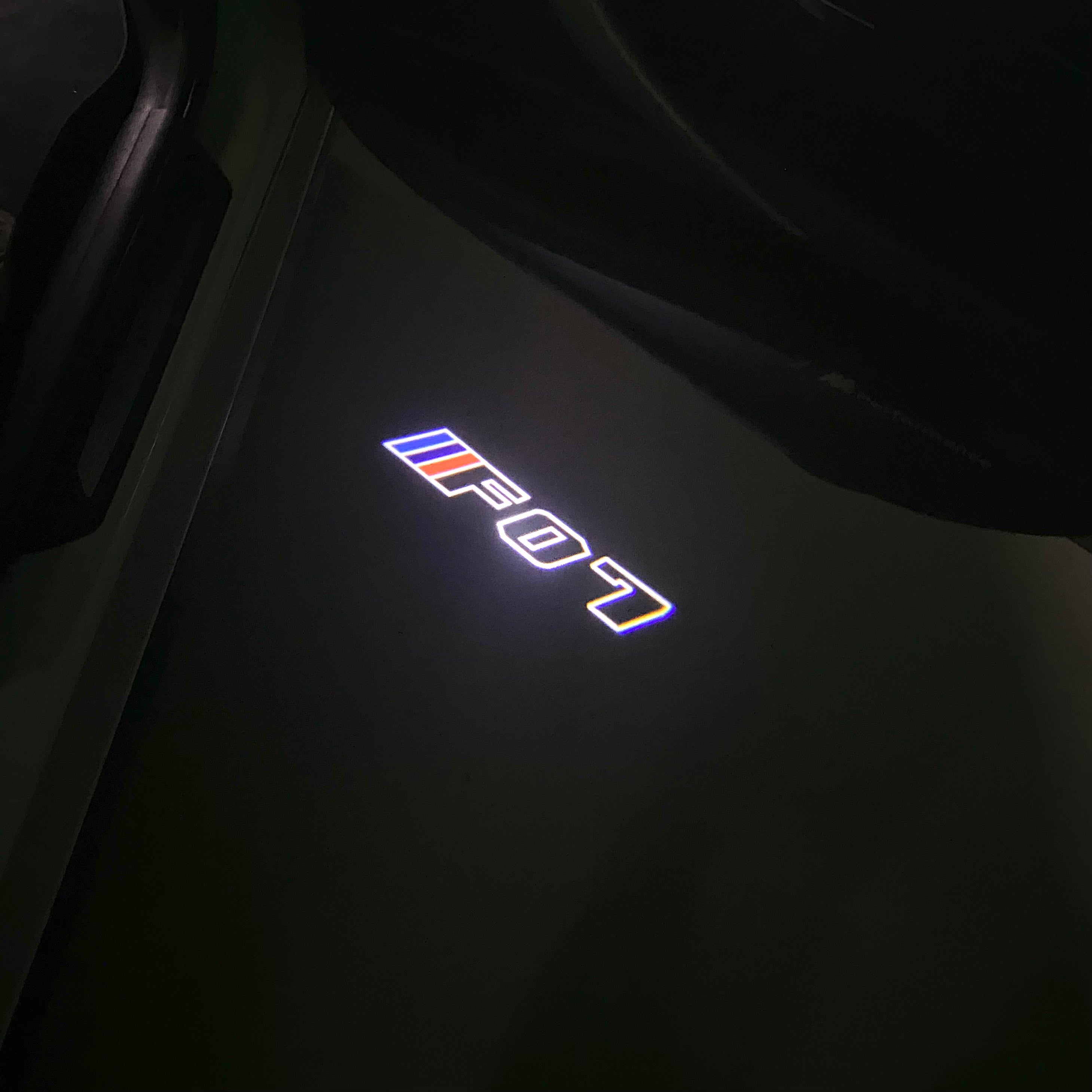 BMW M3 LOGO PROJECTOT LIGHTS Nr.24 (quantità 1 = 1 set/2 luci porta)