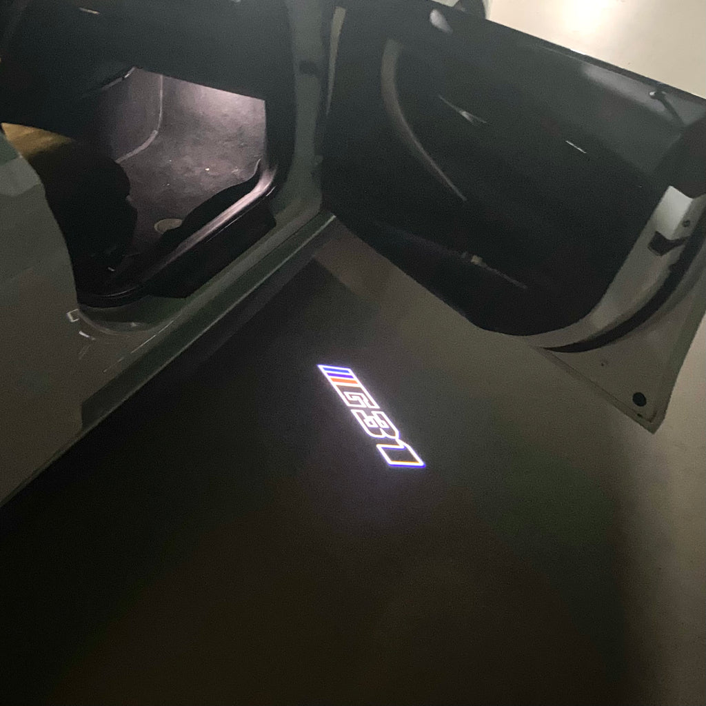 BMW M3 LOGO PROJECTOT LIGHTS Nr.24 (Menge 1 = 1 Sets/2 Türleuchten)