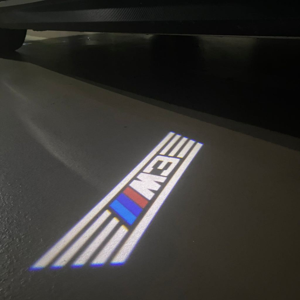 BMW M3 LOGO PROJECTOT LIGHTS Nr.24 (Menge 1 = 1 Sets/2 Türleuchten)