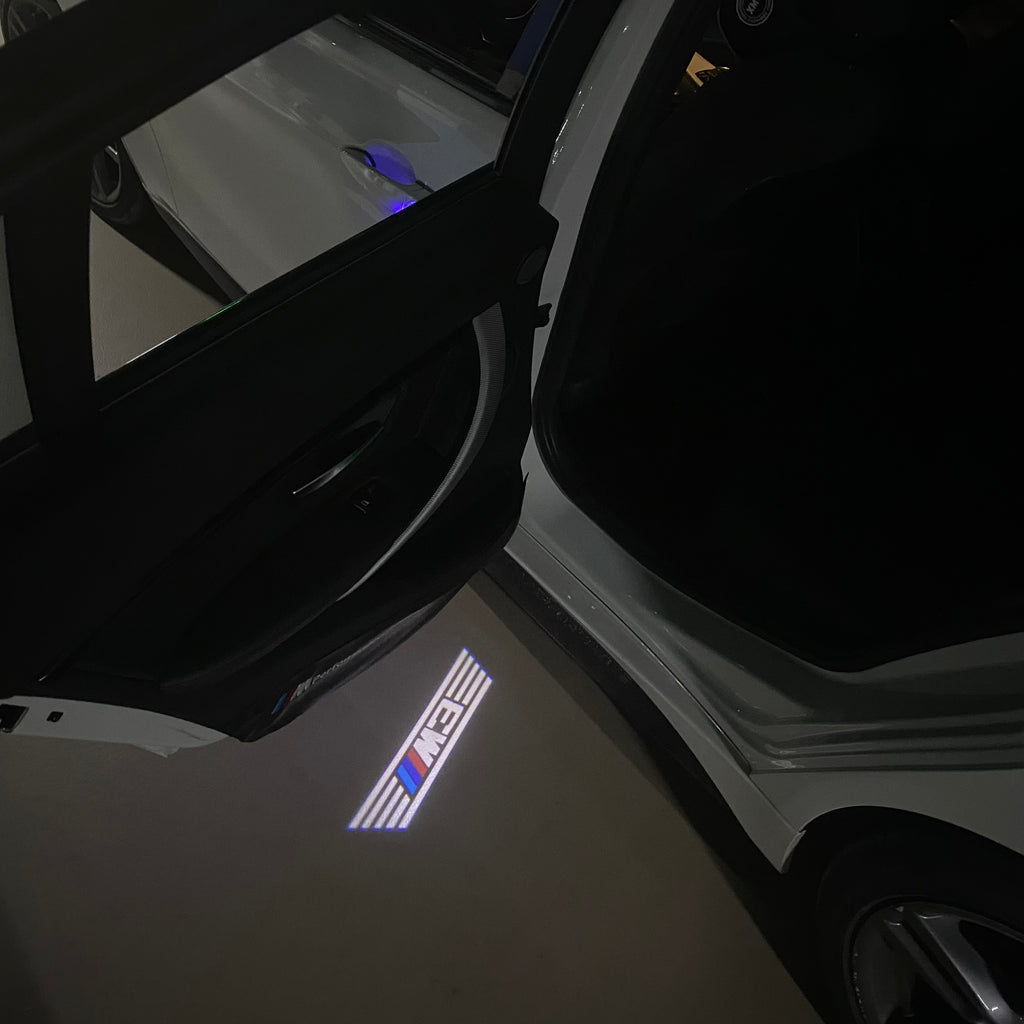 BMW M3 LOGO PROJECTOT LIGHTS Nr.24 (Menge 1 = 1 Sets/2 Türleuchten)