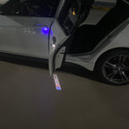 BMW M3 LOGO PROJECTOR LIGHTS Nr.24 (الكمية 1 = 1 مجموعة / 2 أضواء باب)