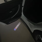 BMW M3 LOGO PROJECTOR LIGHTS Nr.24 (الكمية 1 = 1 مجموعة / 2 أضواء باب)
