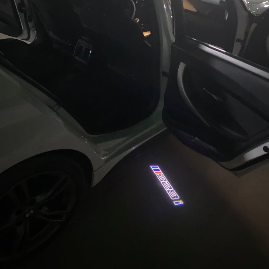 BMW M3 LOGO PROJECTOT LIGHTS Nr.24 (Menge 1 = 1 Sets/2 Türleuchten)