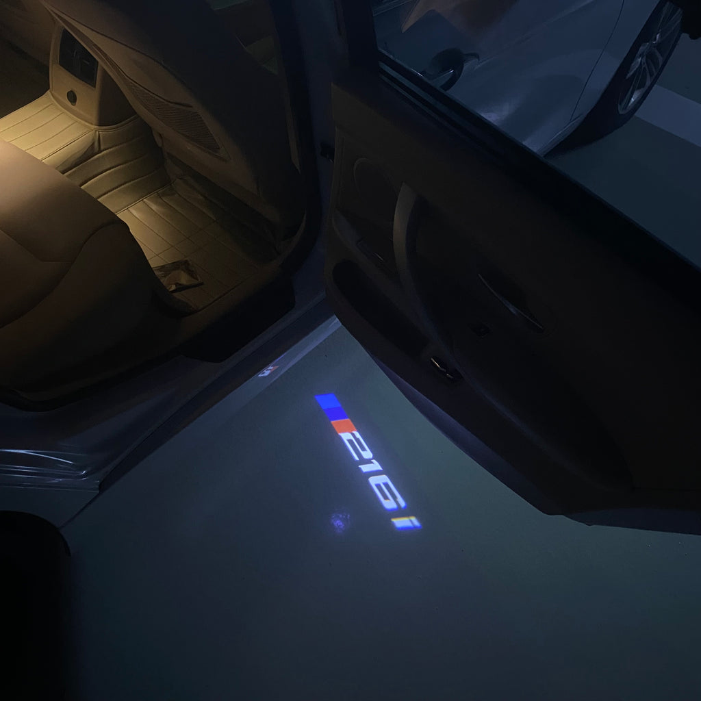 ÉCLAIRAGE DE PROJECTEUR BMW M3 LOGO Nr.24 (quantité 1 = 1 jeux / 2 feux de porte)