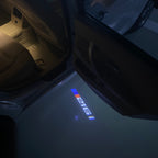 ÉCLAIRAGE DE PROJECTEUR BMW M3 LOGO Nr.24 (quantité 1 = 1 jeux / 2 feux de porte)