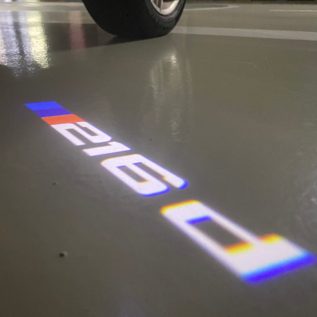 BMW M3 LOGO PROJECTOT LIGHTS Nr.24 (quantità 1 = 1 set/2 luci porta)