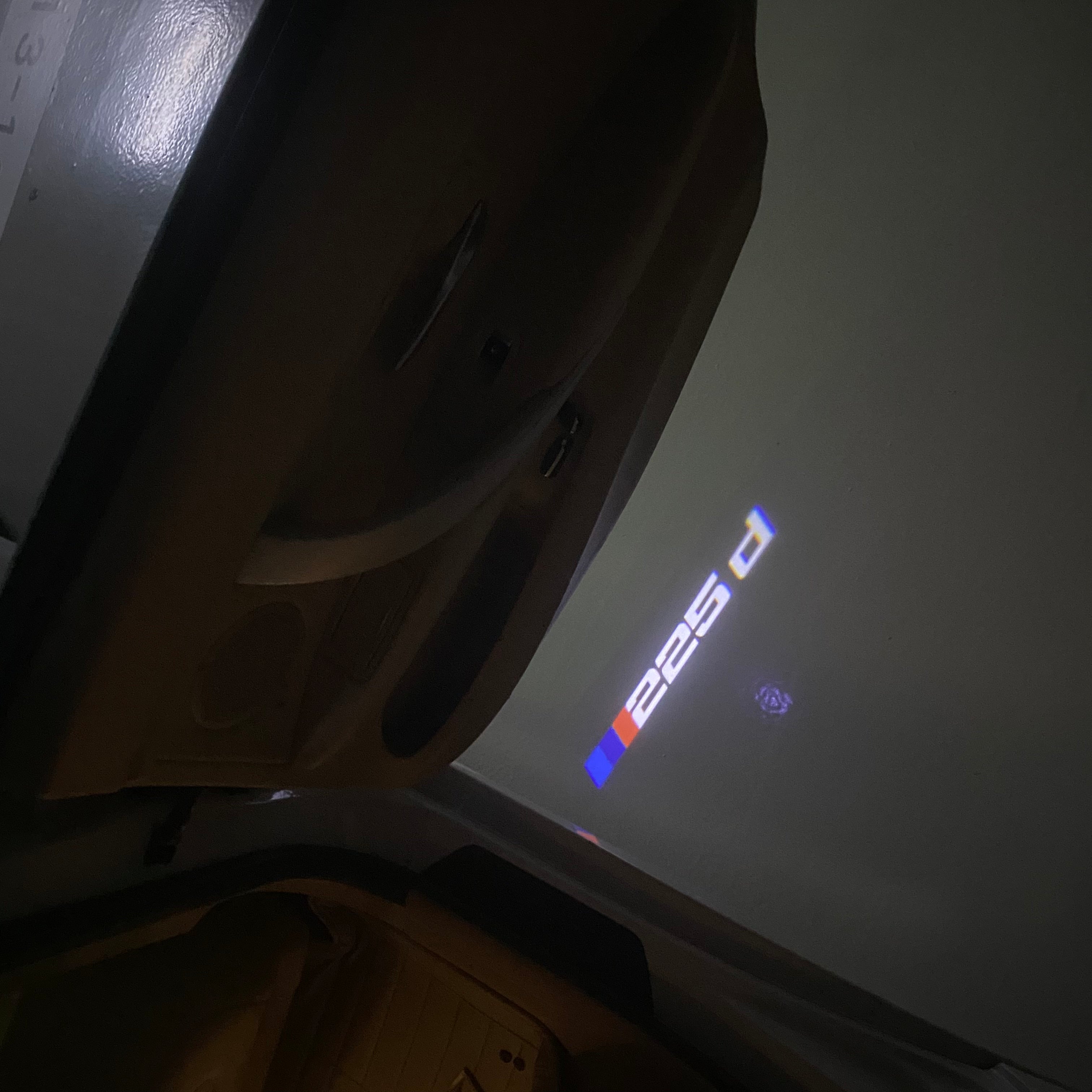 BMW M3 LOGO PROJECTOT LIGHTS Nr.24 (quantità 1 = 1 set/2 luci porta)