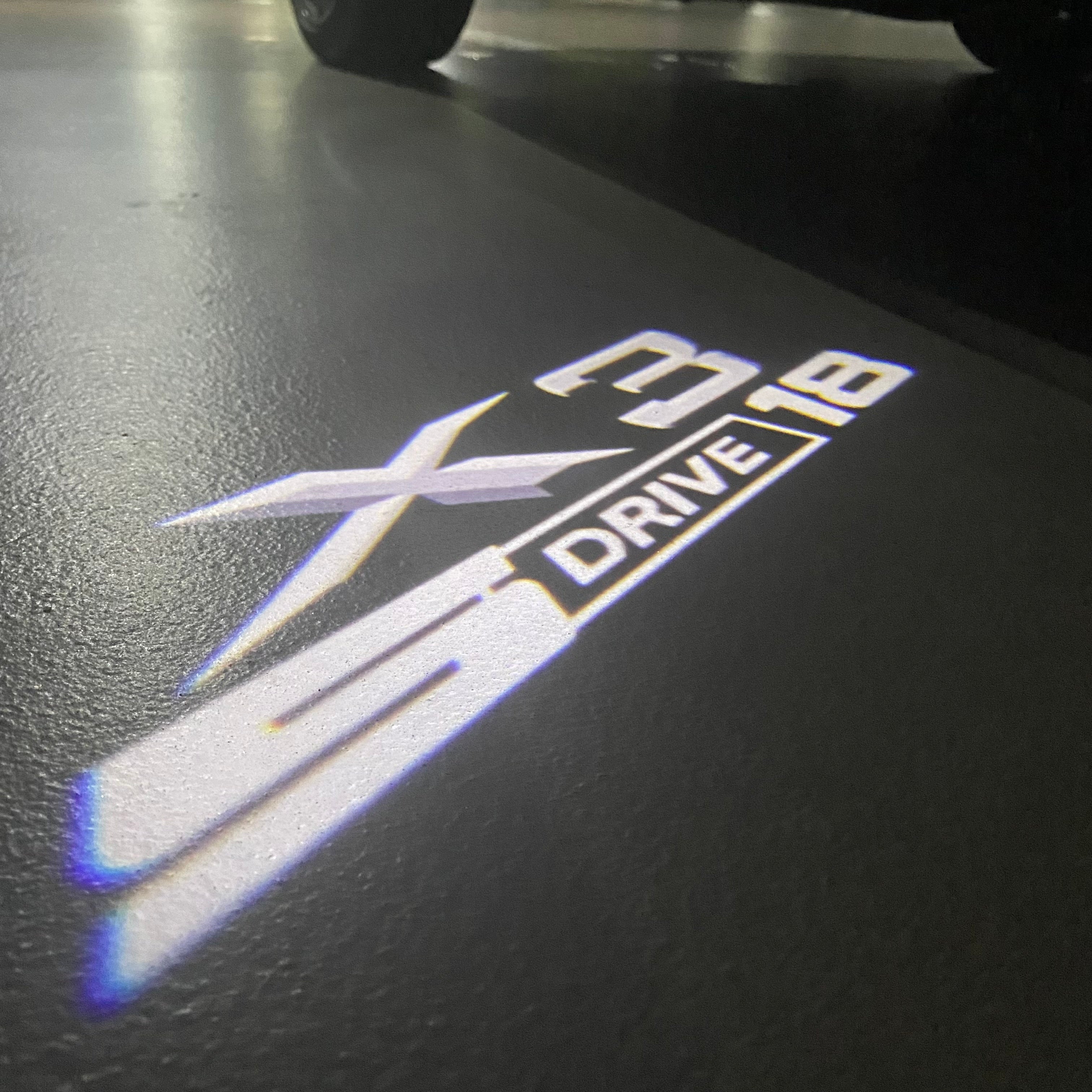 BMW M3 LOGO PROJECTOT LIGHTS Nr.24 (quantità 1 = 1 set/2 luci porta)