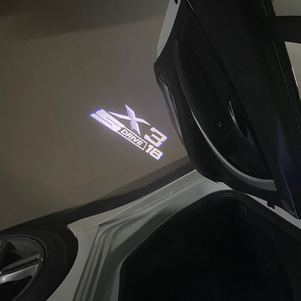 ÉCLAIRAGE DE PROJECTEUR BMW M3 LOGO Nr.24 (quantité 1 = 1 jeux / 2 feux de porte)