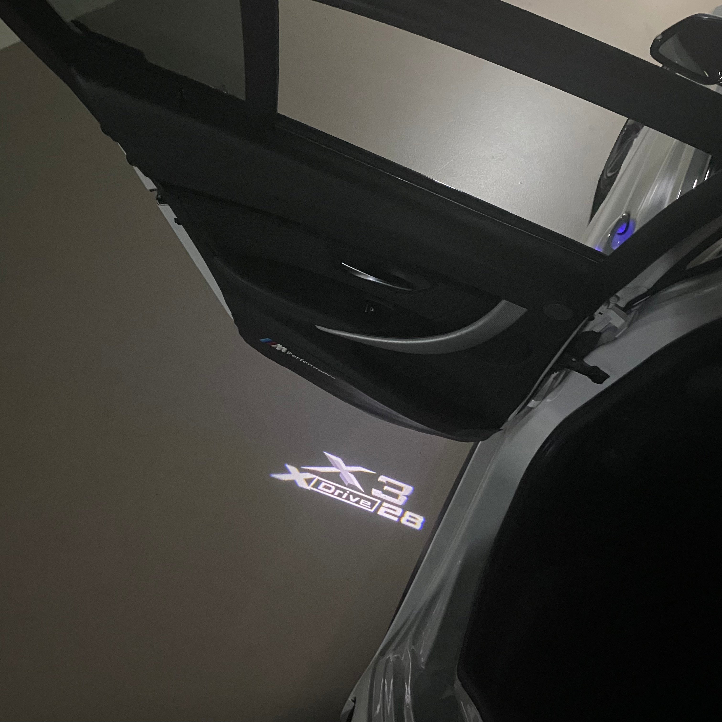 BMW M3 LOGO PROJECTOT LIGHTS Nr.24 (quantità 1 = 1 set/2 luci porta)