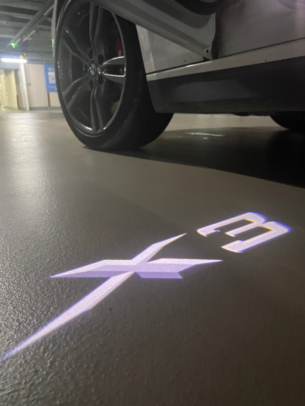 BMW X3  LOGO PROJECTOT LIGHTS (quantity 1 = 1 sets/2 door lights) Nr.6024q0t16