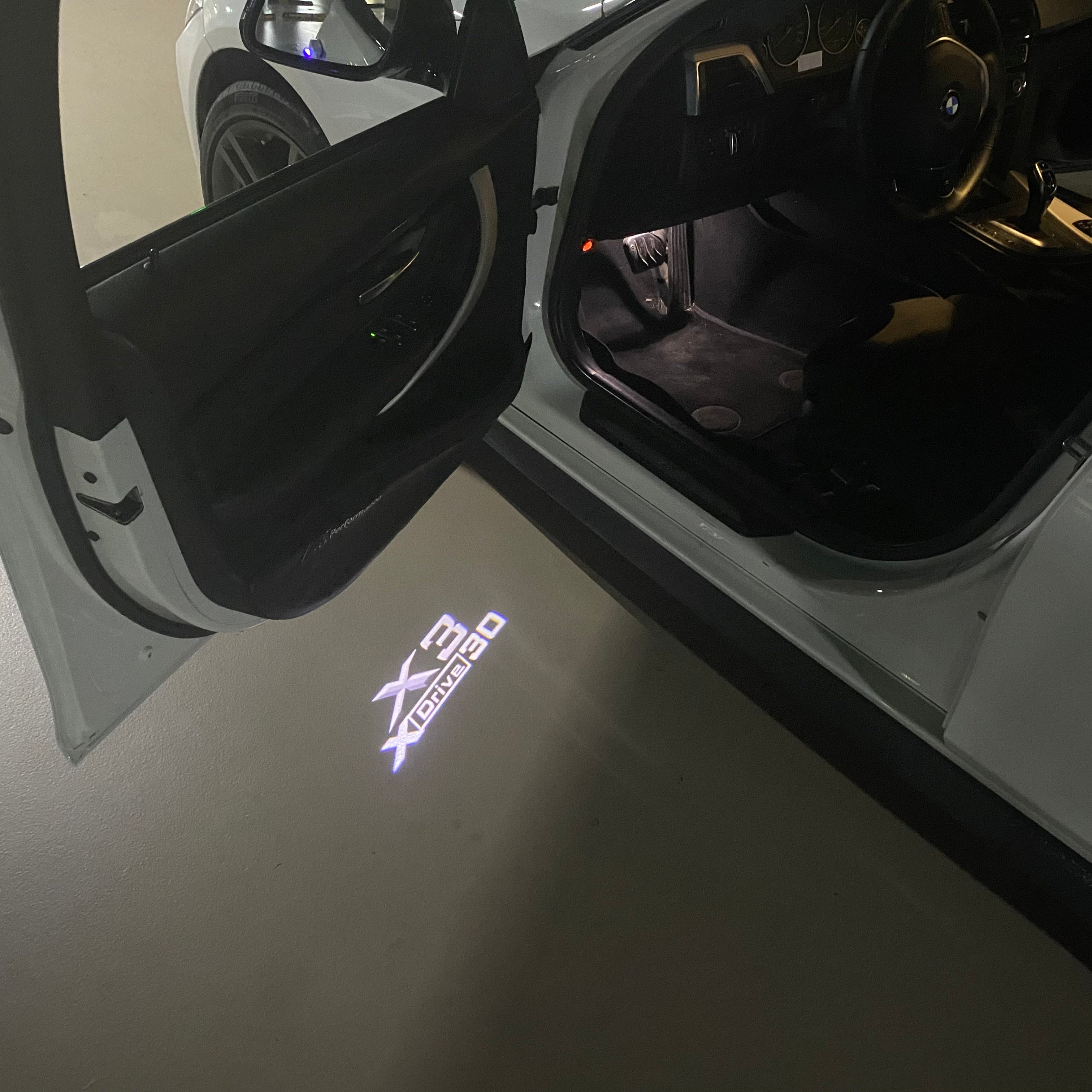 BMW M3 LOGO PROJECTOT LIGHTS Nr.24 (quantità 1 = 1 set/2 luci porta)