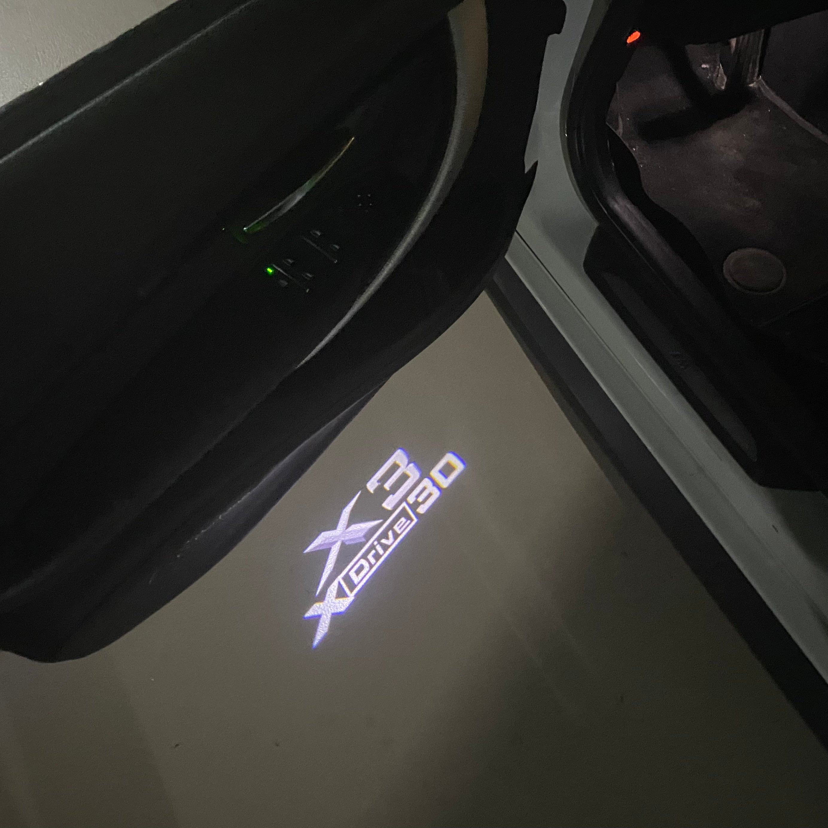 BMW M3 LOGO PROJECTOT LIGHTS Nr.24 (quantità 1 = 1 set/2 luci porta)