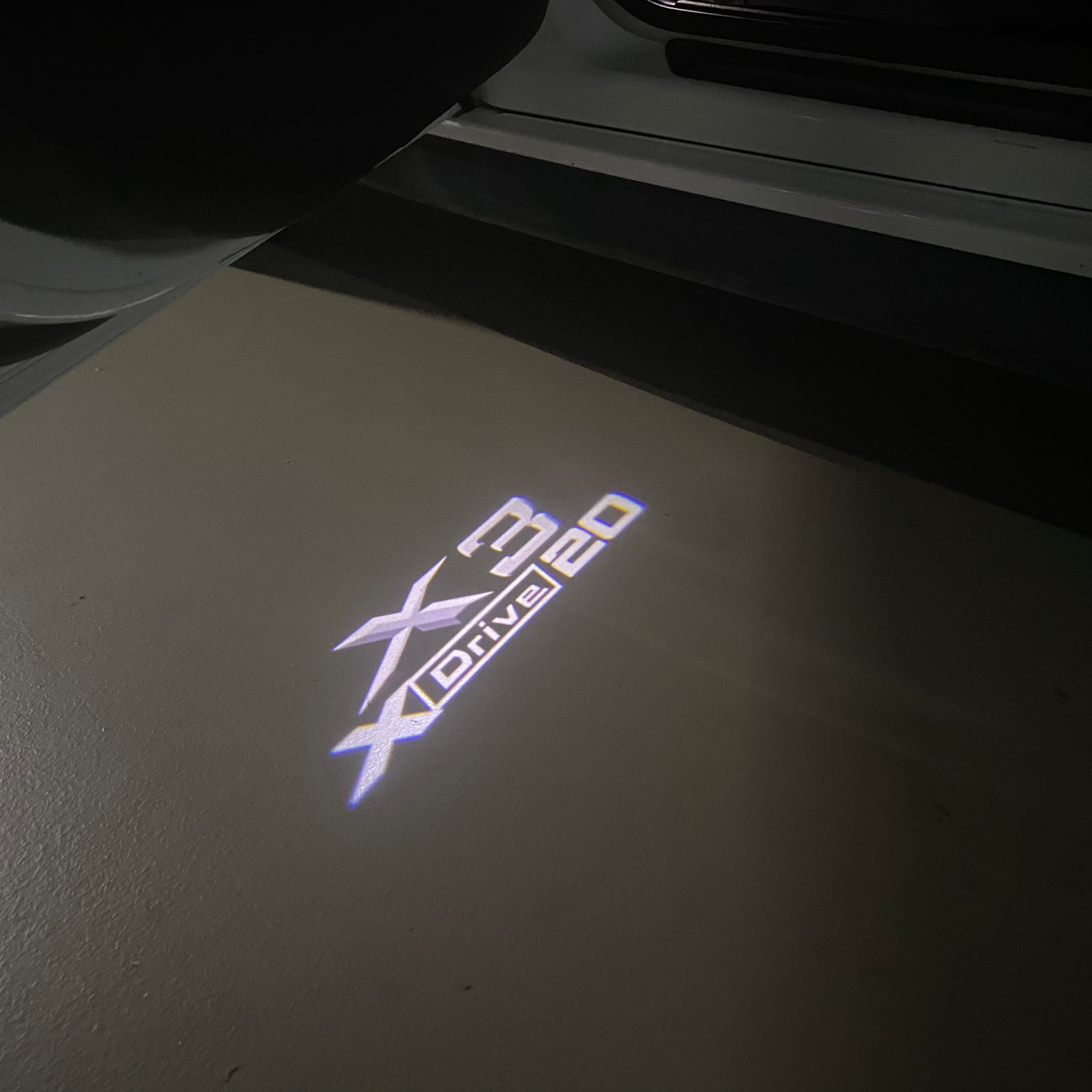 BMW M3 LOGO PROJECTOT LIGHTS Nr.24 (quantità 1 = 1 set/2 luci porta)