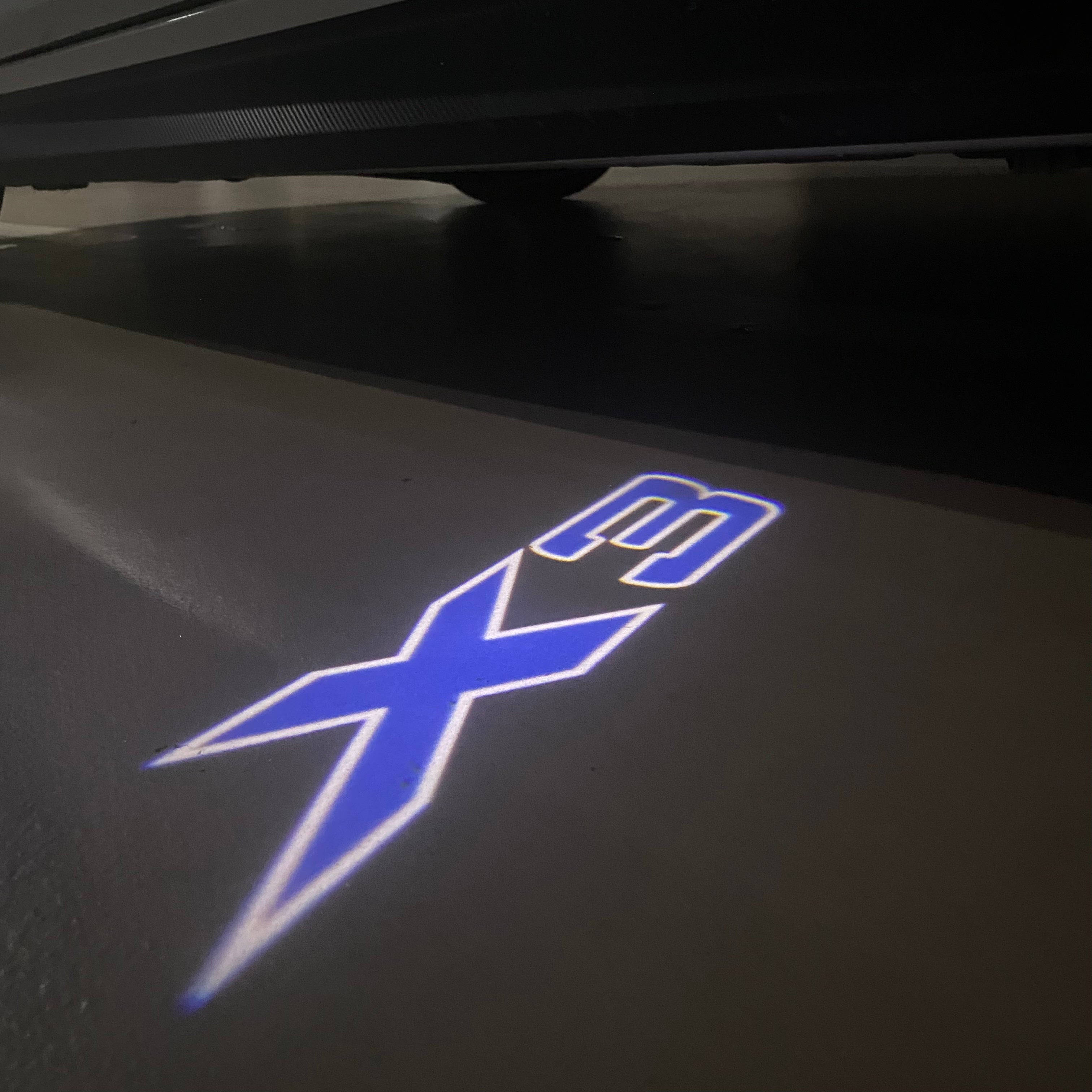 BMW M3 LOGO PROJECTOT LIGHTS Nr.24 (quantità 1 = 1 set/2 luci porta)