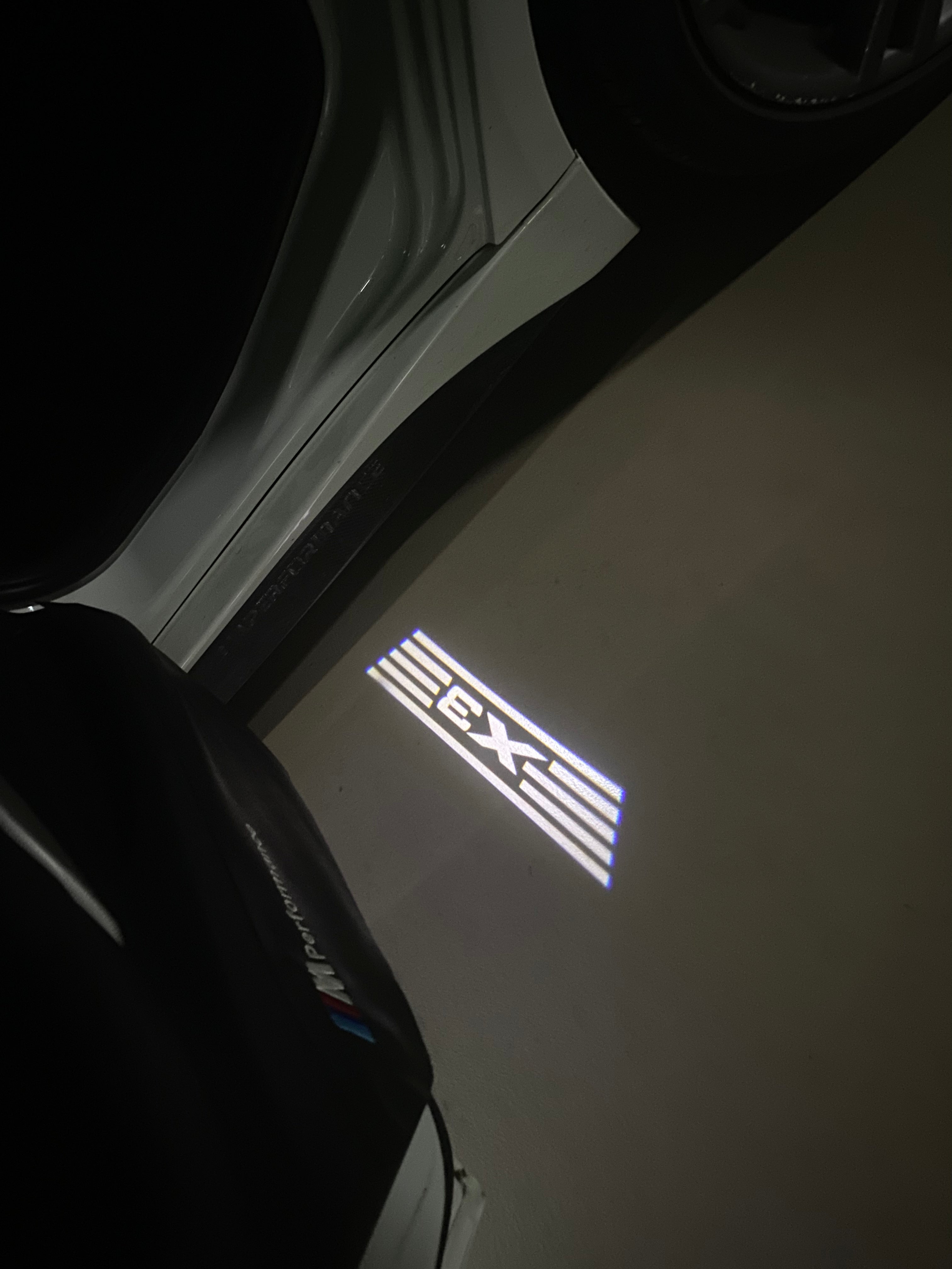BMW M3 LOGO PROJECTOT LIGHTS Nr.24 (quantità 1 = 1 set/2 luci porta)